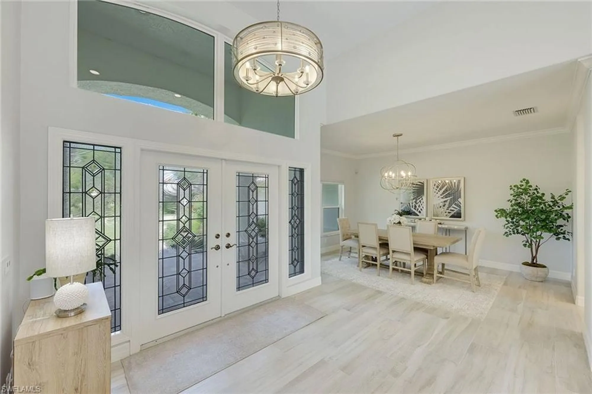 Property Slideshow image 5 of 50 | 25011 goldcrest dr, Bonita Springs, FL, 34134