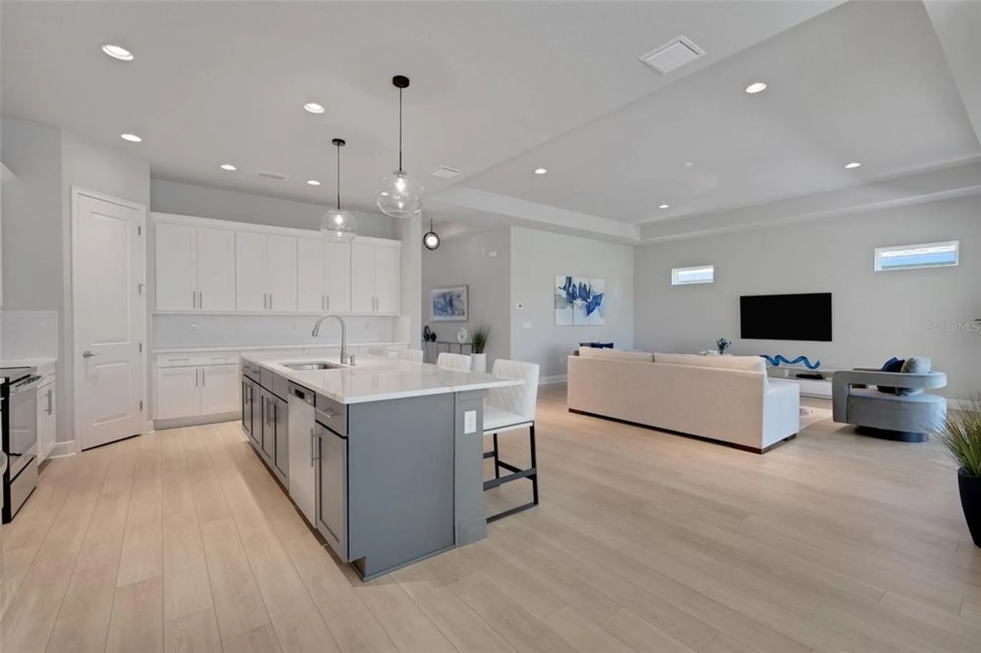 Property Slideshow image 8 of 48 | 34516 heavenly ln, Dade City, FL, 33525