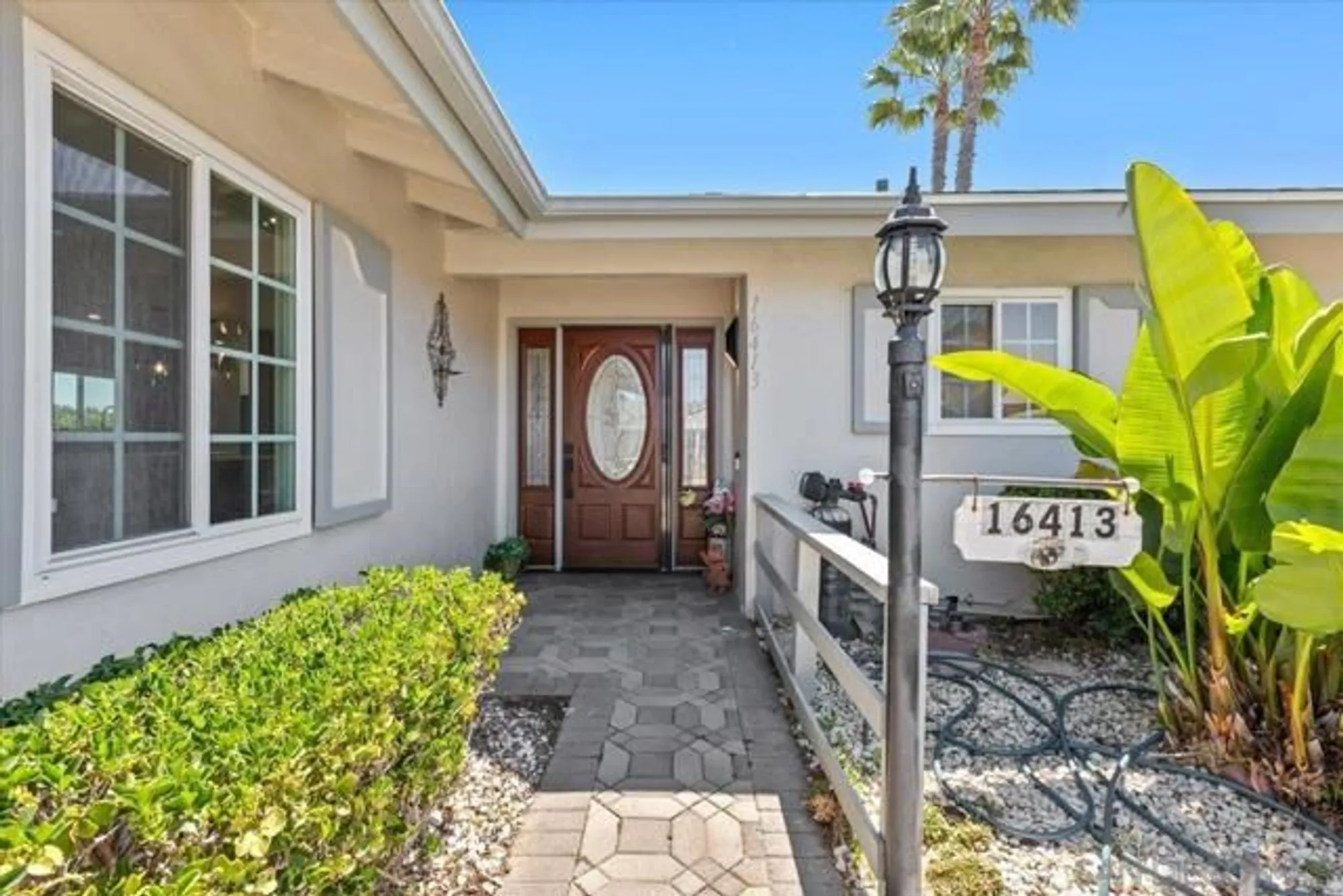 Property Slideshow image 7 of 36 | 16413 roca dr, San Diego, CA, 92128