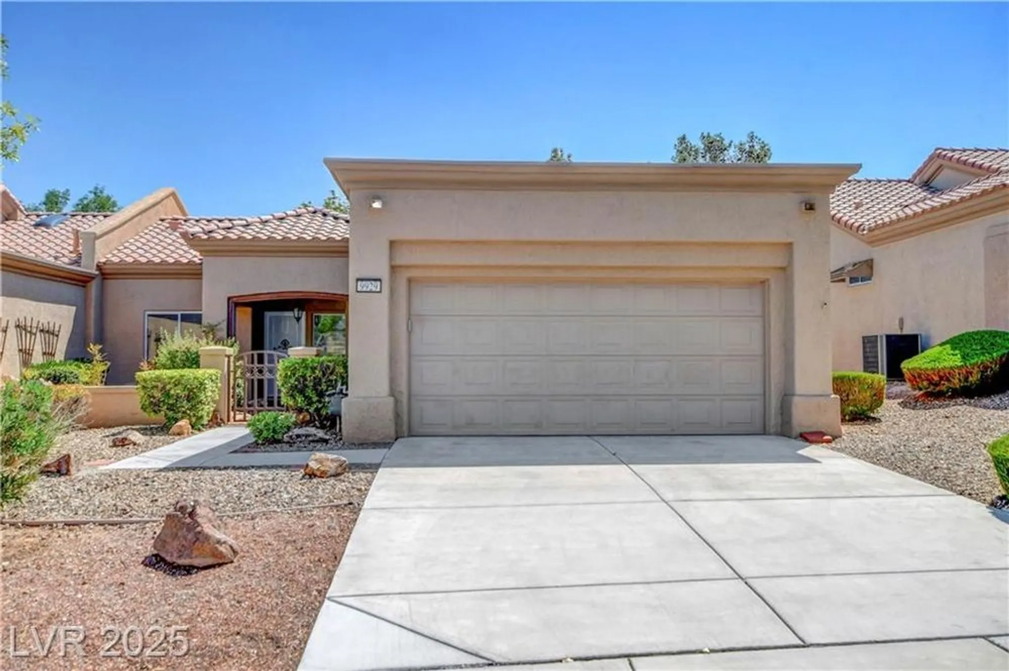 Property Slideshow image 2 of 58 | 9929 hemet dr, Las Vegas, NV, 89134