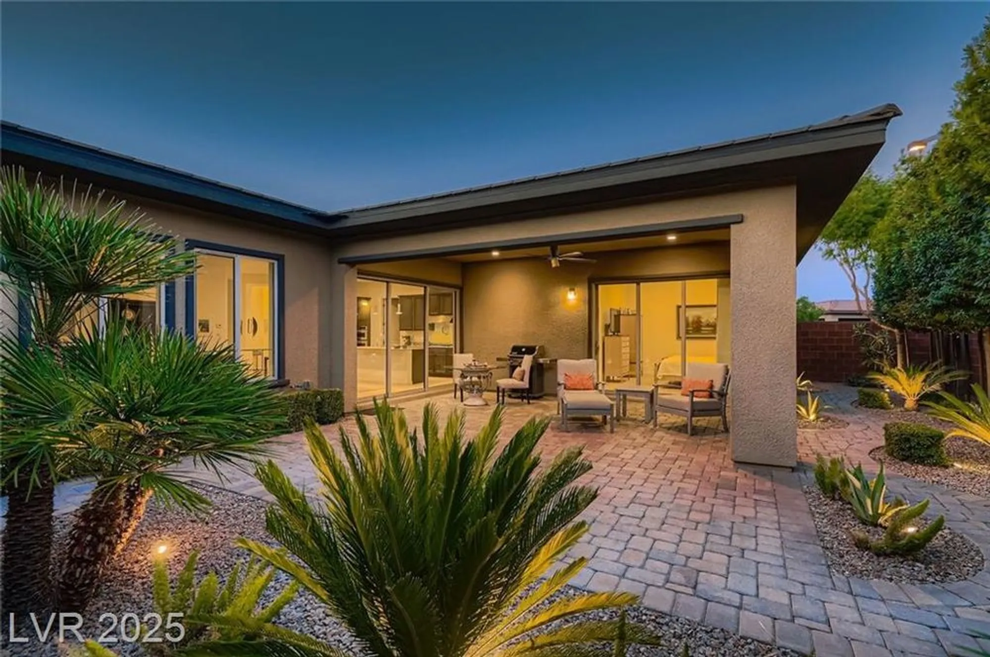 Property Slideshow image 28 of 45 | 9889 gemstone sunset ave, Las Vegas, NV, 89148