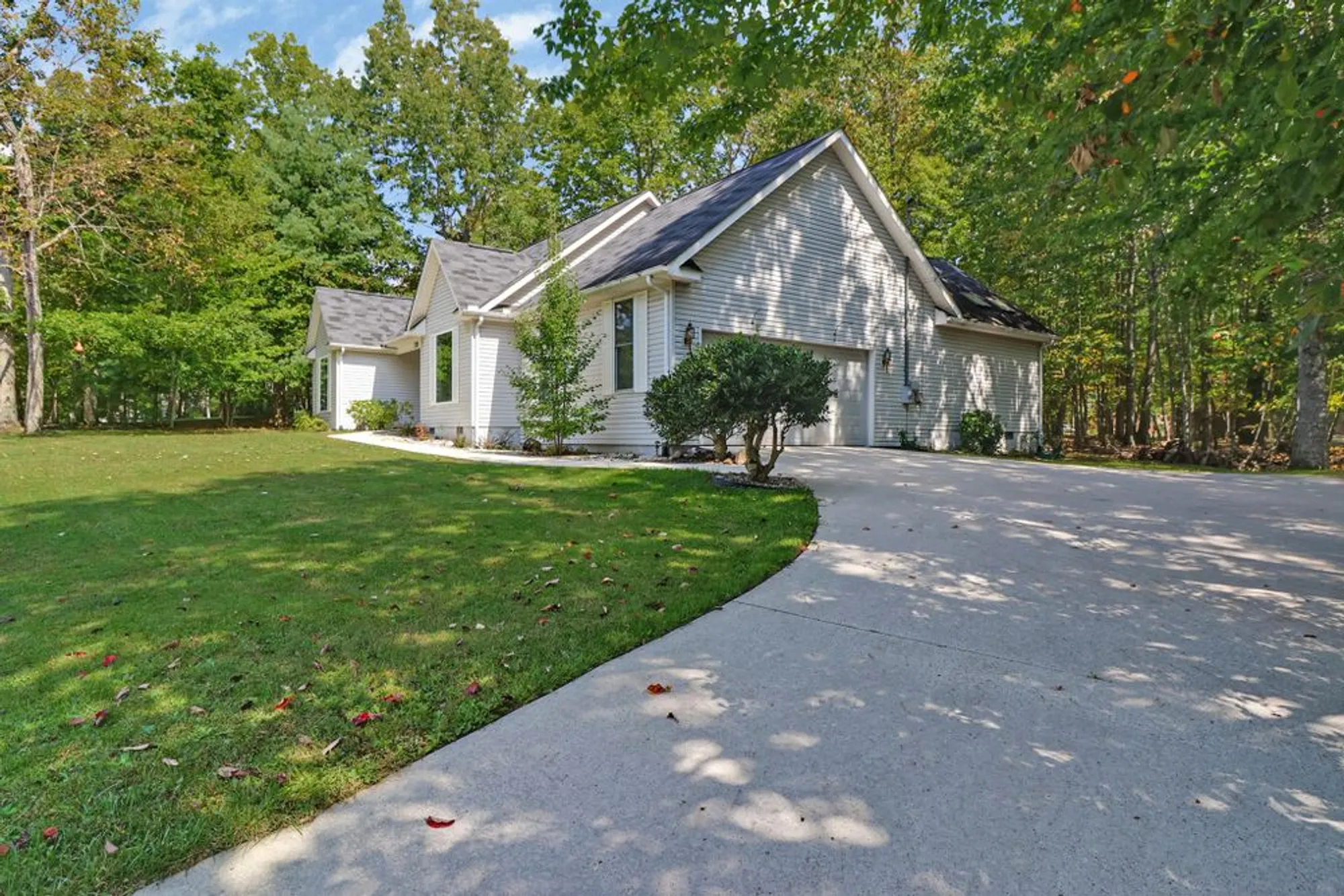 Property Slideshow image 29 of 33 | 19 trafalgar ln, Crossville, TN, 38558