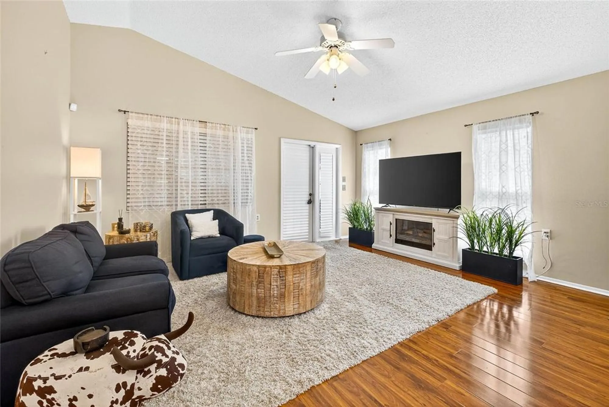 Property Slideshow image 6 of 47 | 4658 wallingford ct, New Port Richey, FL, 34655