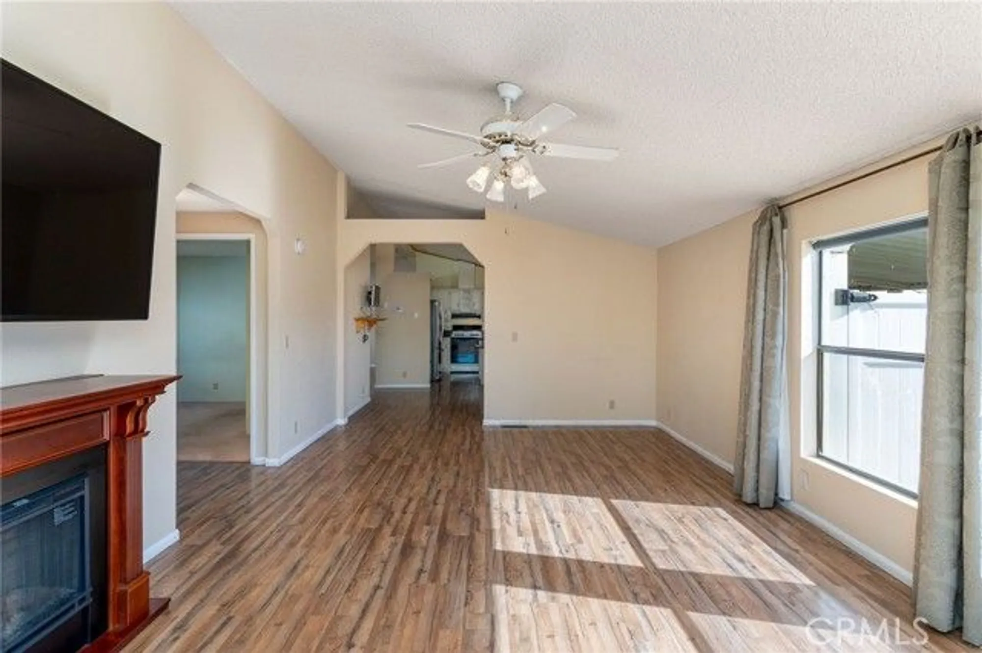 Property Slideshow image 43 of 44 | 38350 via taffia, Murrieta, CA, 92563