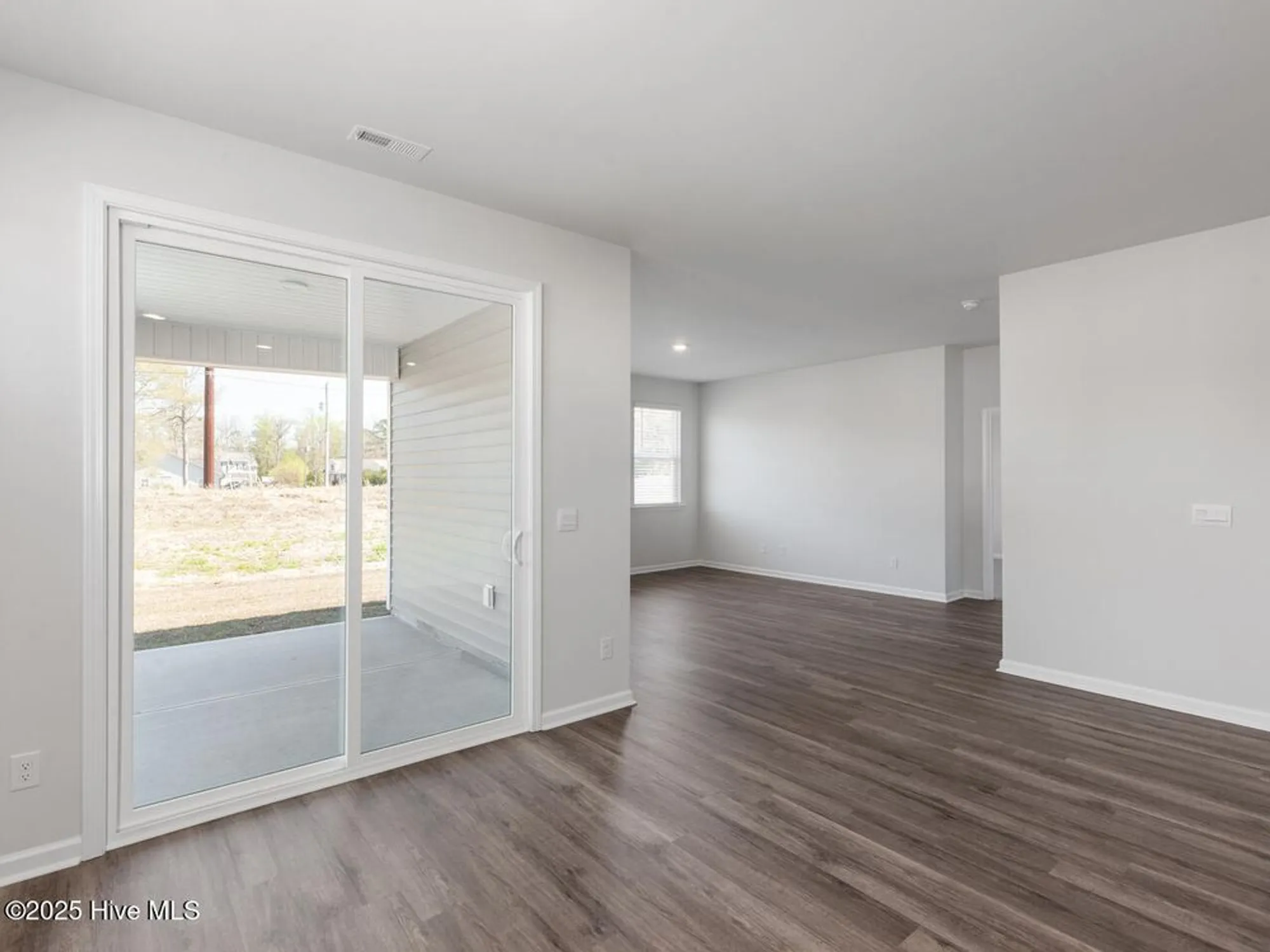 Property Slideshow image 10 of 46 | 9442 crowded gules dr 220, Leland, NC, 28451