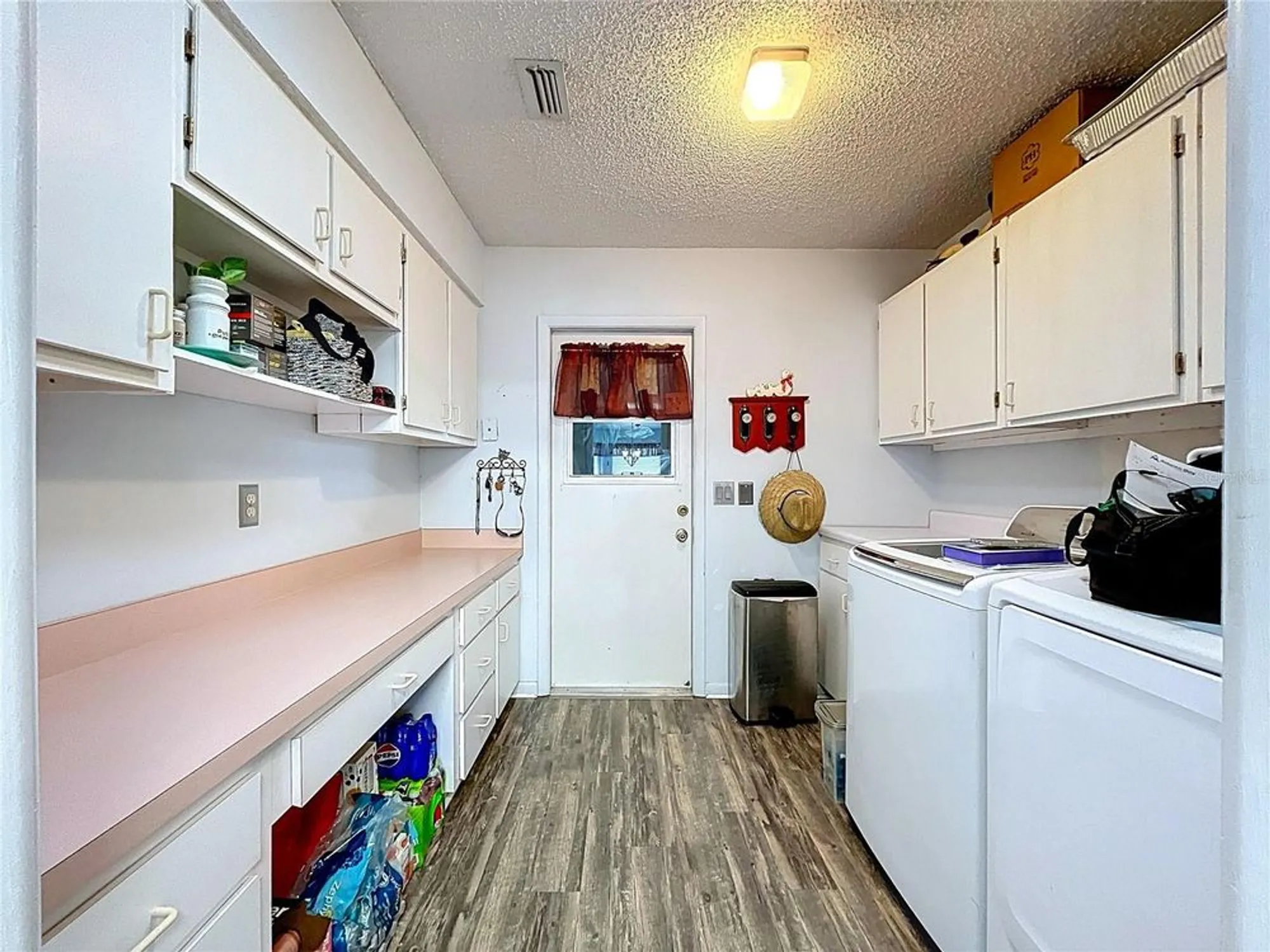 Property Slideshow image 22 of 41 | 2137 grand cypress dr, Lakeland, FL, 33810