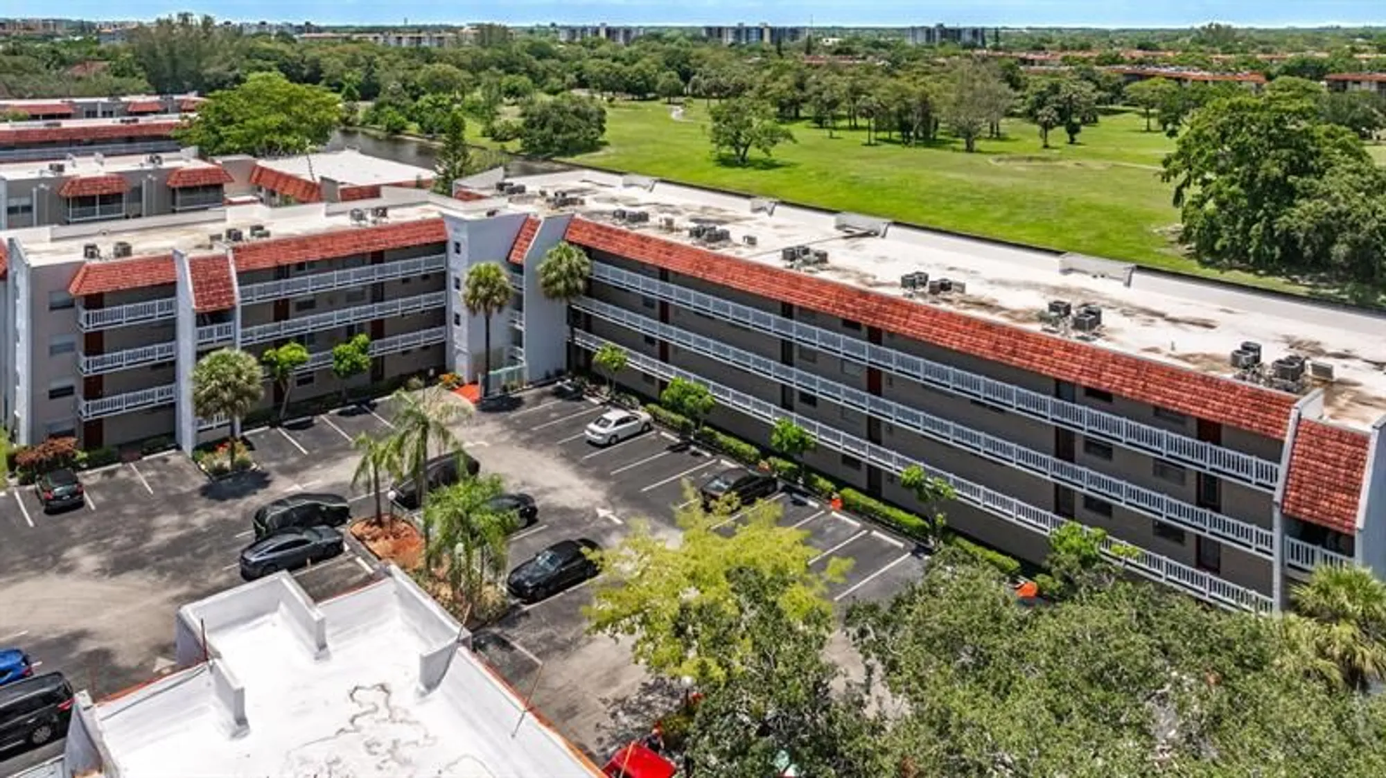 Property Slideshow image 33 of 42 | 3551 inverrary dr apt 312, Lauderhill, FL, 33319