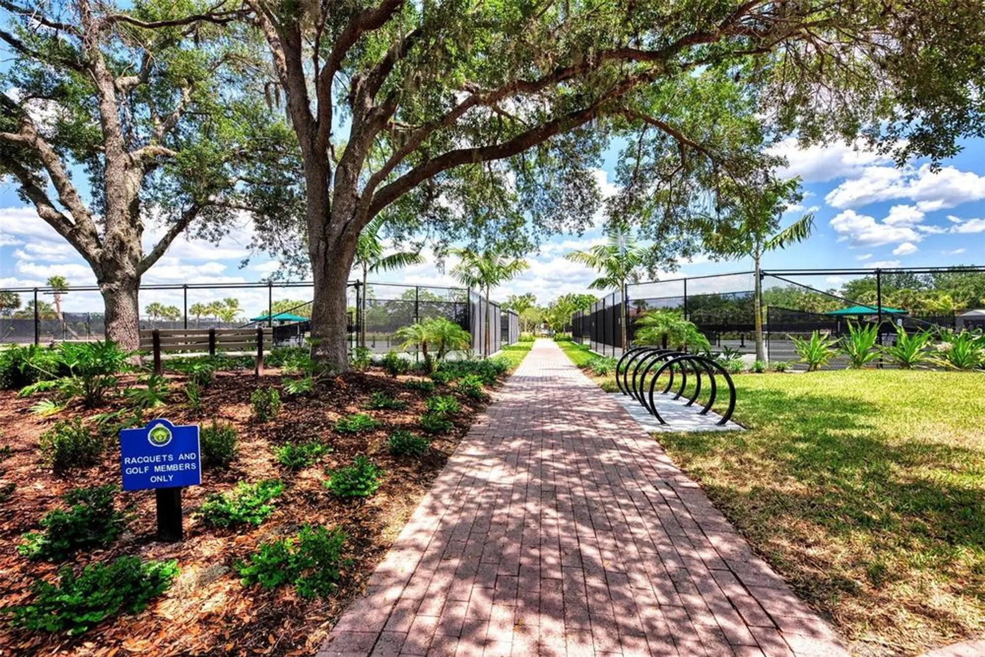 Property Slideshow image 87 of 99 | 15 fairway dr, Englewood, FL, 34223