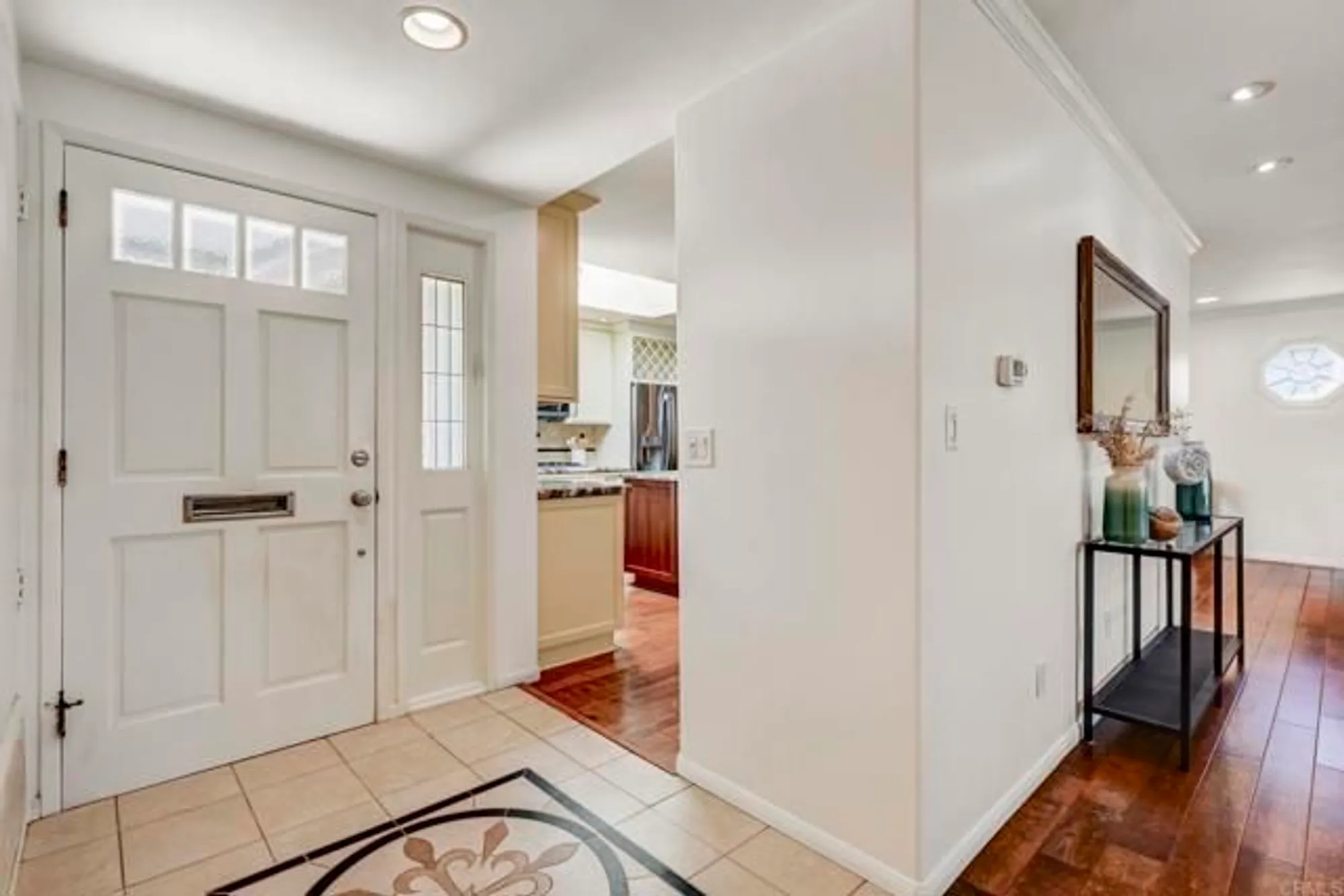 Property Slideshow image 6 of 57 | 1051 la reina dr, San Marcos, CA, 92078