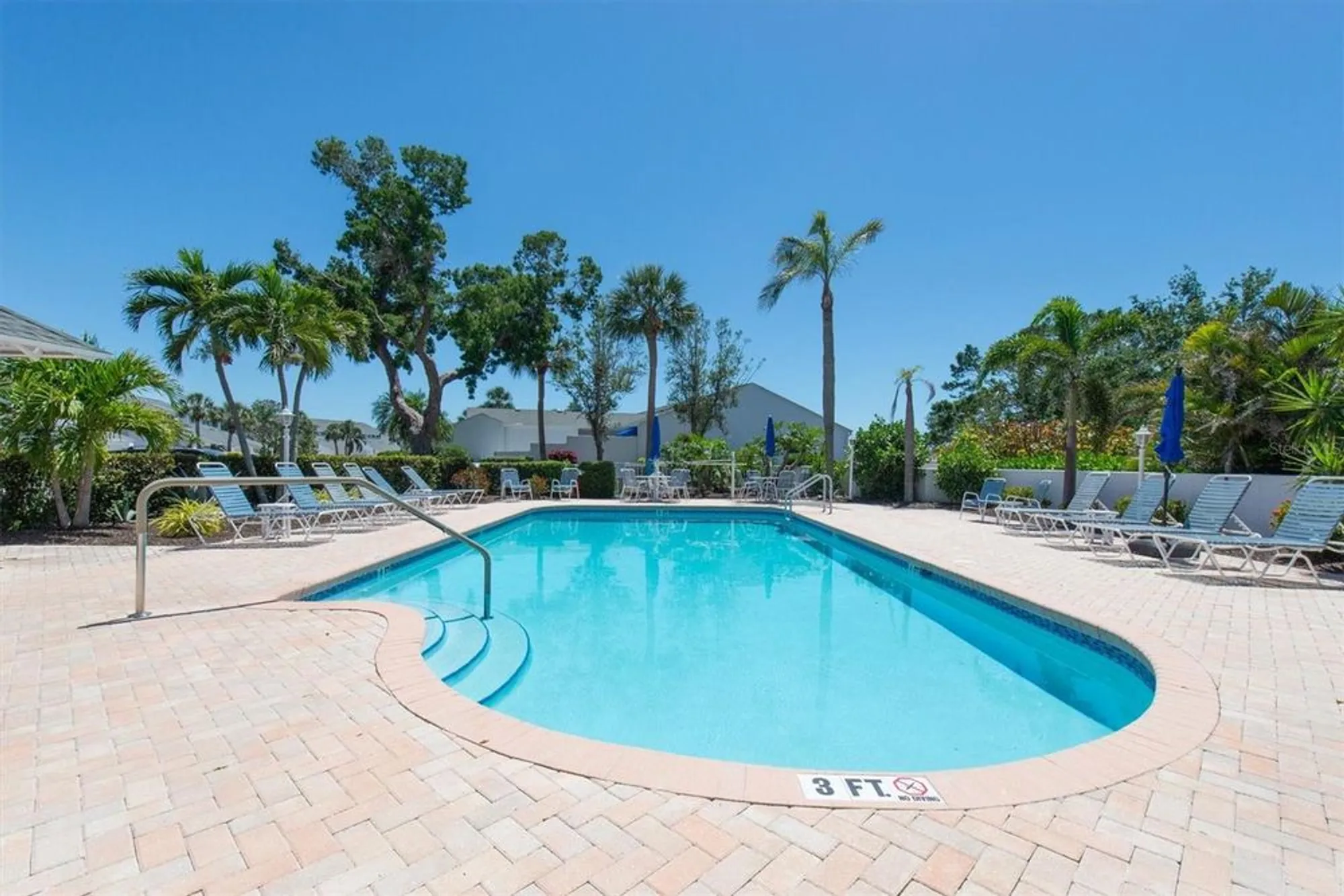 Property Slideshow image 41 of 57 | 801 waterside ln, Bradenton, FL, 34209