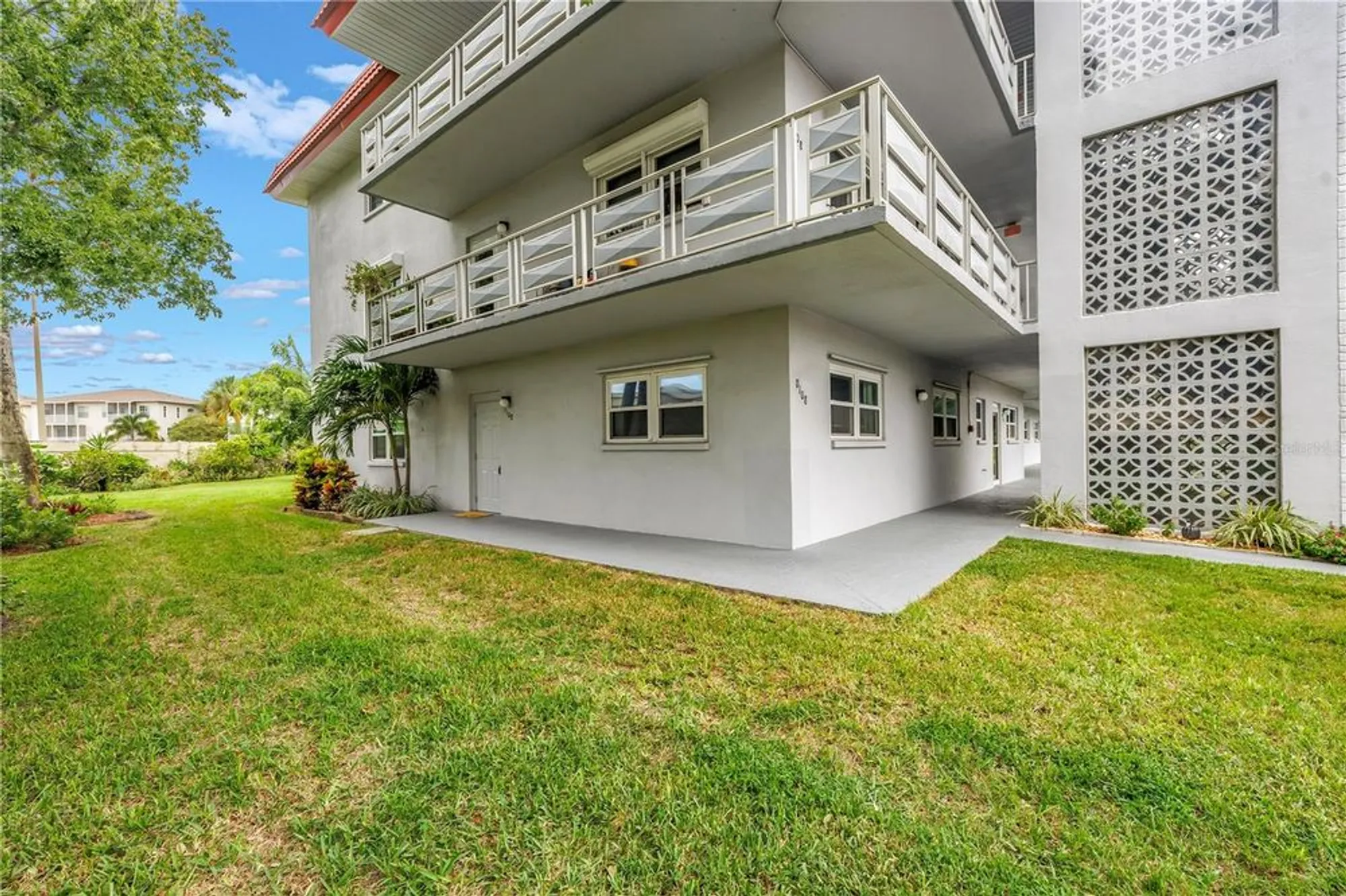 Property Slideshow image 20 of 33 | 5660 80th st n unit d108, St Petersburg, FL, 33709