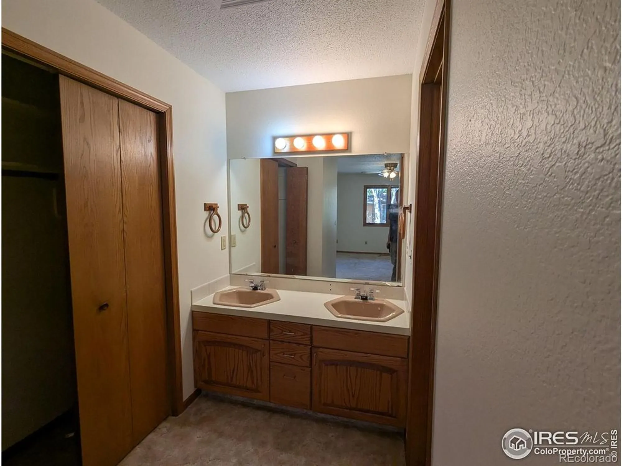 Property Slideshow image 16 of 36 | 1100 taft ave 41, Loveland, CO, 80537