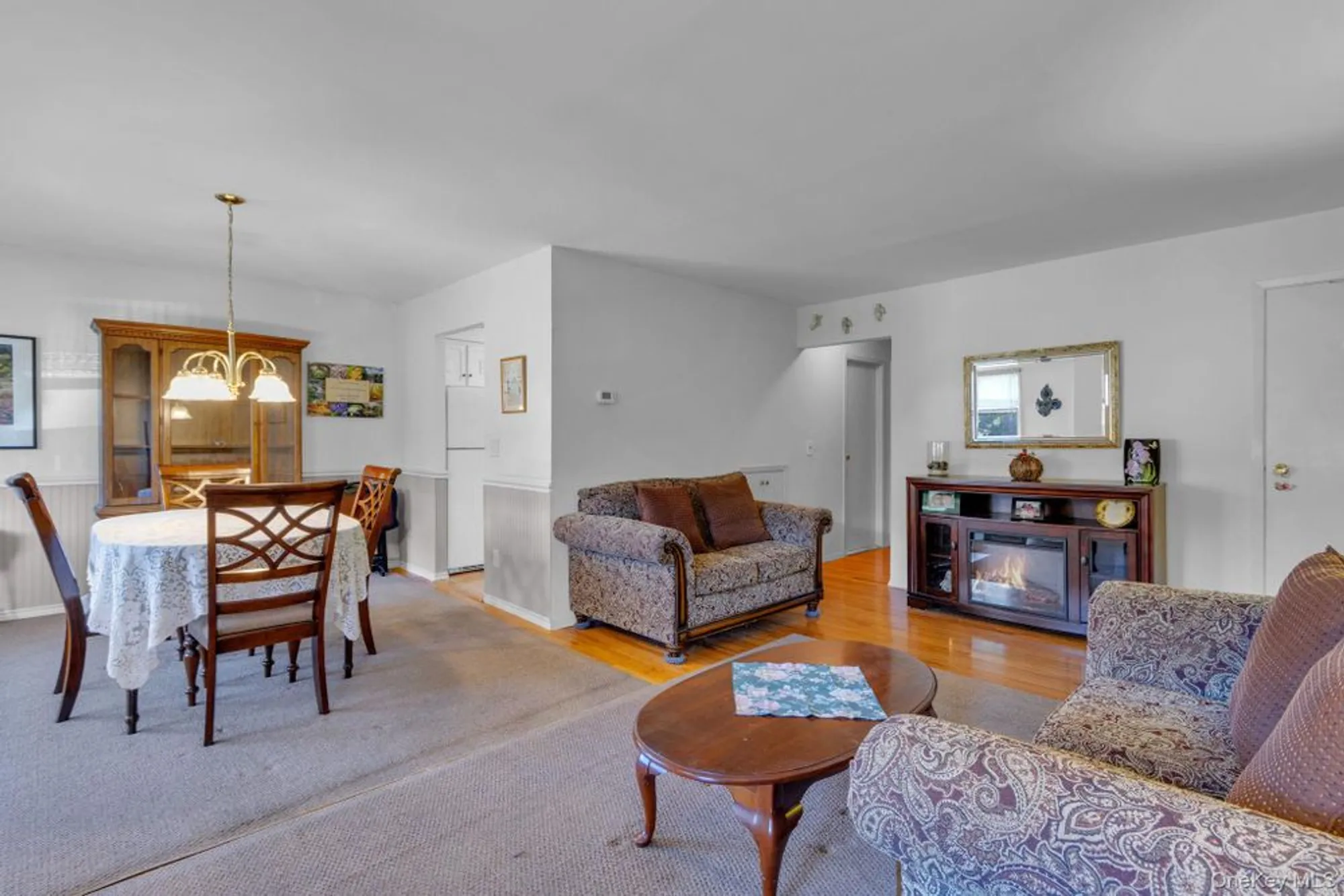 Property Slideshow image 9 of 44 | 34 warwick pl c, Yorktown Heights, NY, 10598