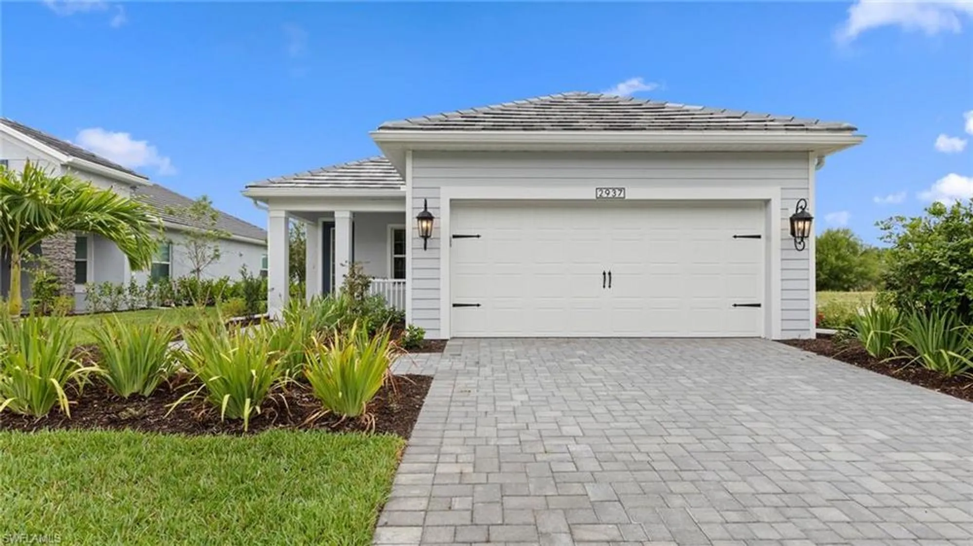 Property Slideshow image 2 of 33 | 2937 heritage pines dr, Fort Myers, FL, 33905