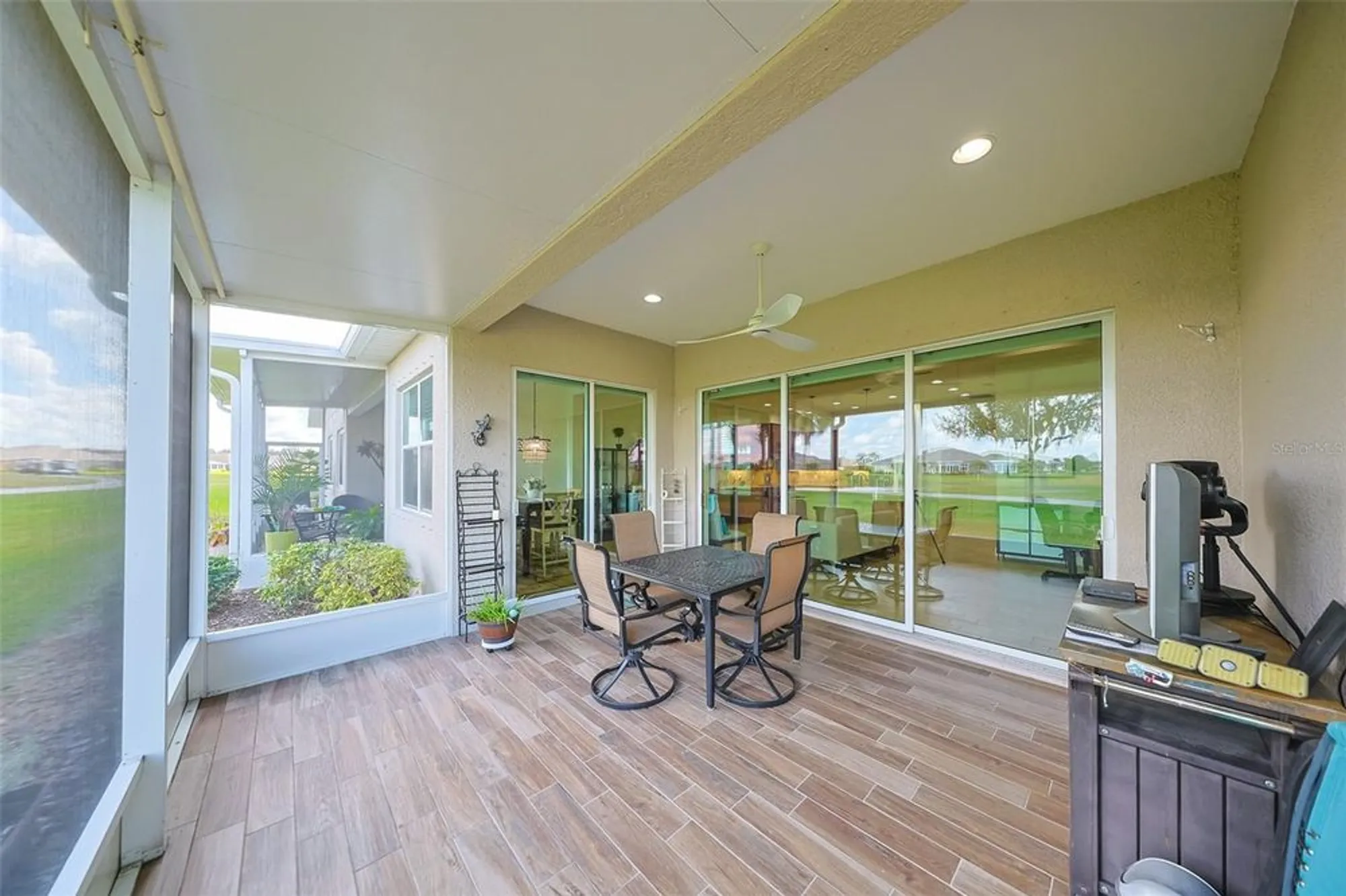 Property Slideshow image 28 of 75 | 2264 sifield greens way, Sun City Center, FL, 33573