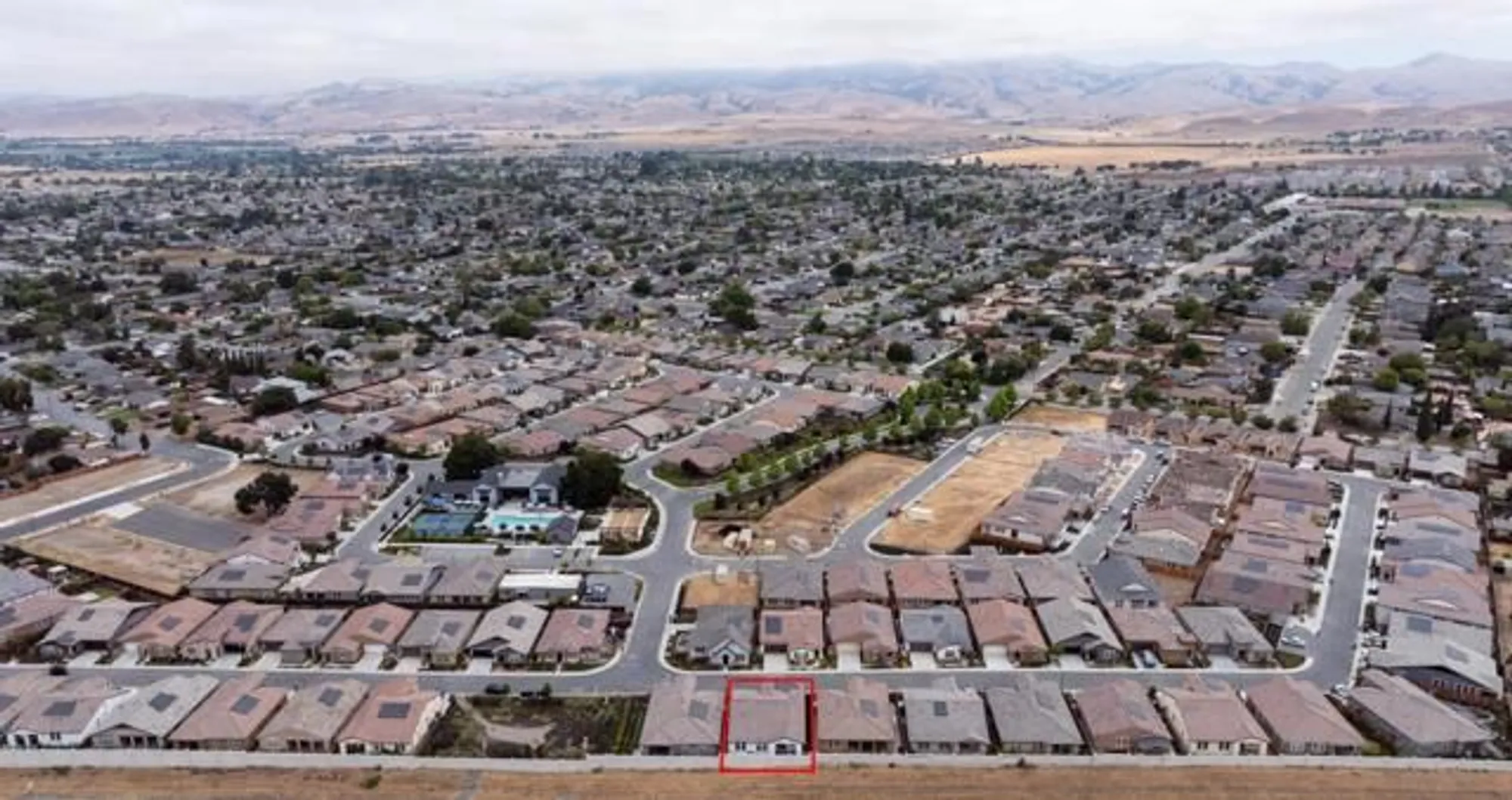 Property Slideshow image 44 of 52 | 2102 white oak dr, Hollister, CA, 95023