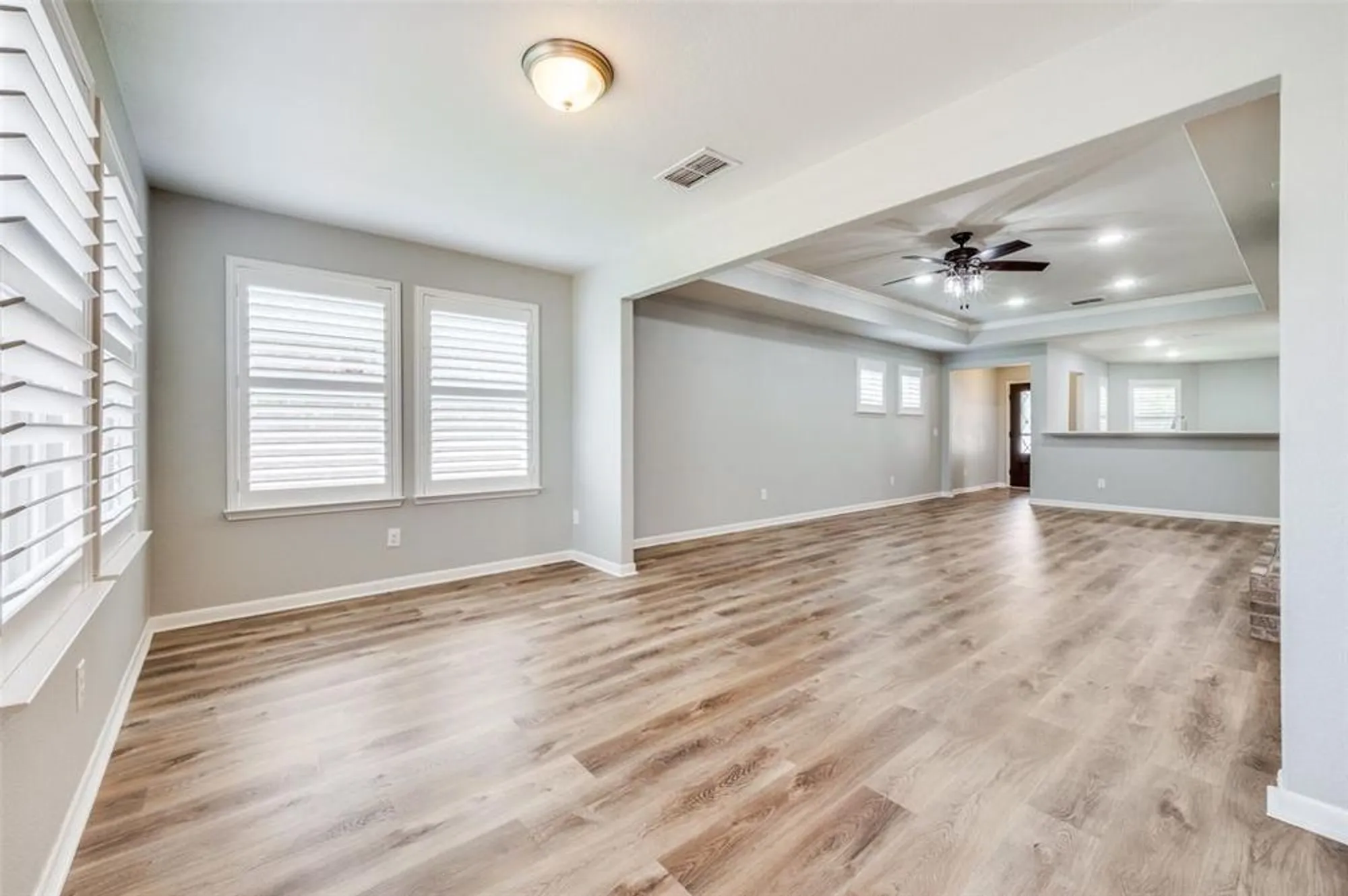 Property Slideshow image 8 of 40 | 6726 hickory creek dr, Frisco, TX, 75036