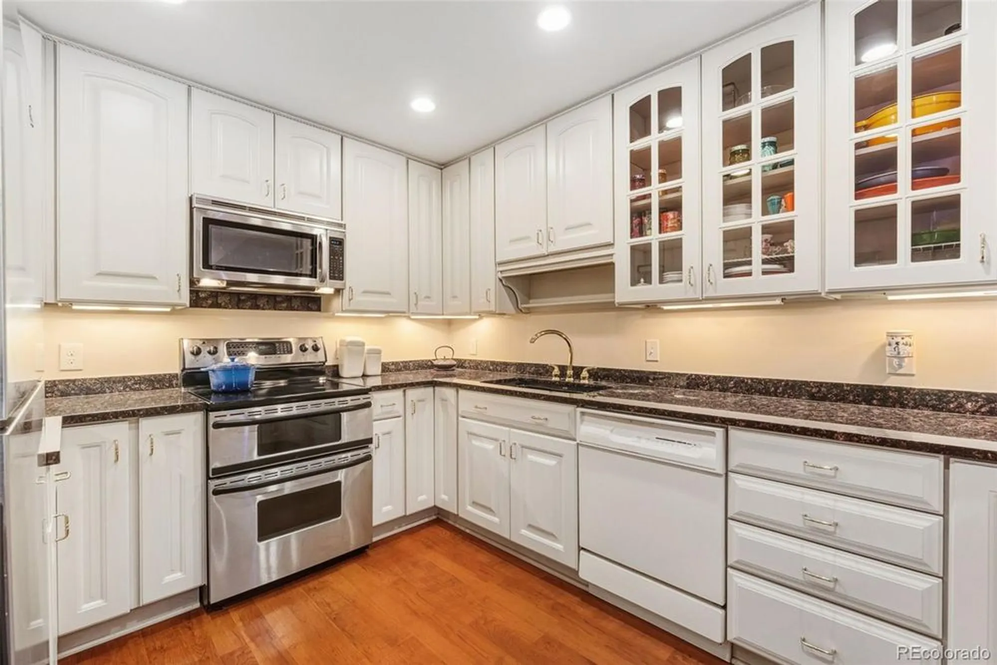 Property Slideshow image 4 of 31 | 710 s clinton st 6b, Denver, CO, 80247