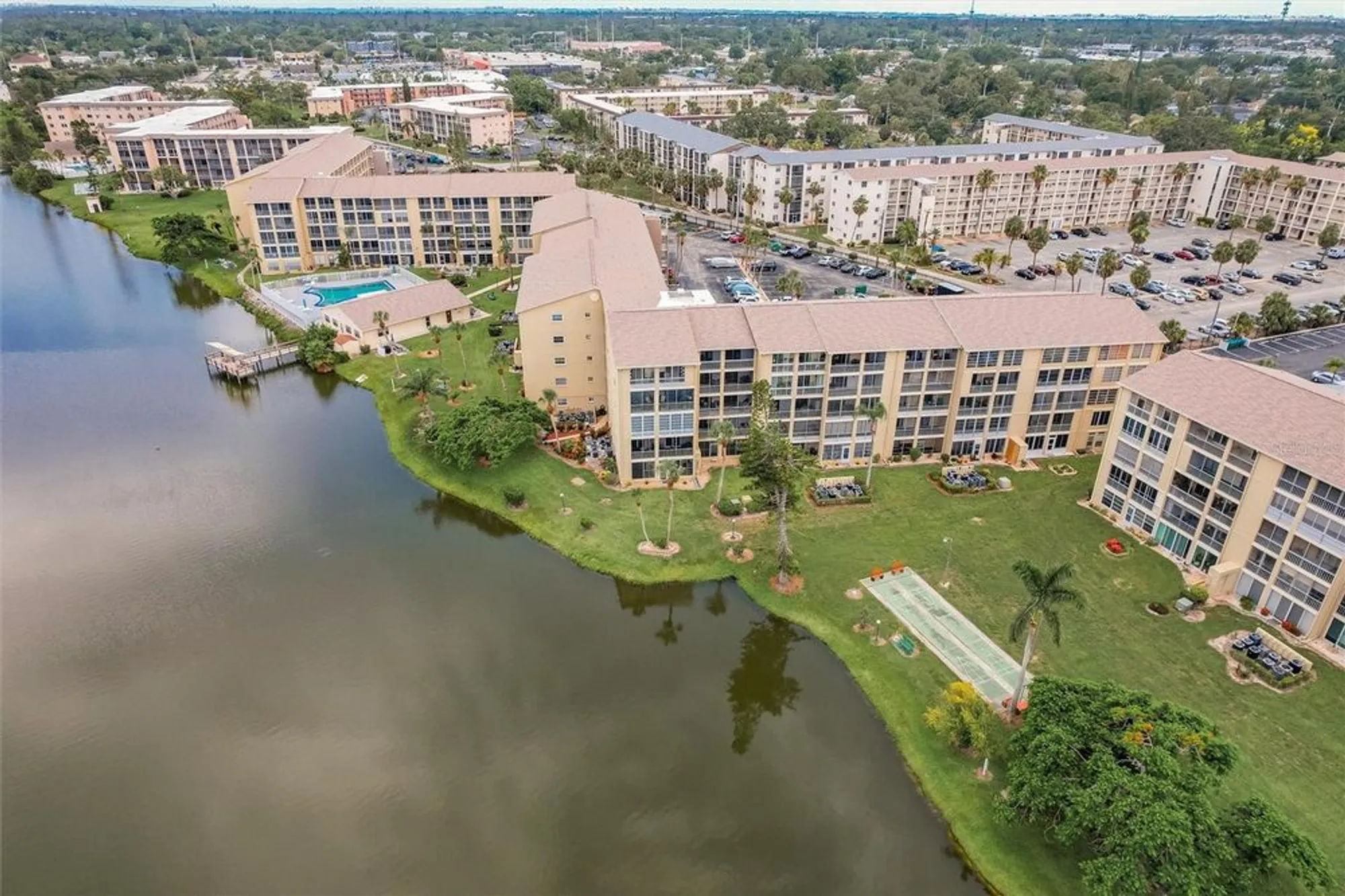 Property Slideshow image 47 of 64 | 3635 lake bayshore dr j-410, Bradenton, FL, 34205