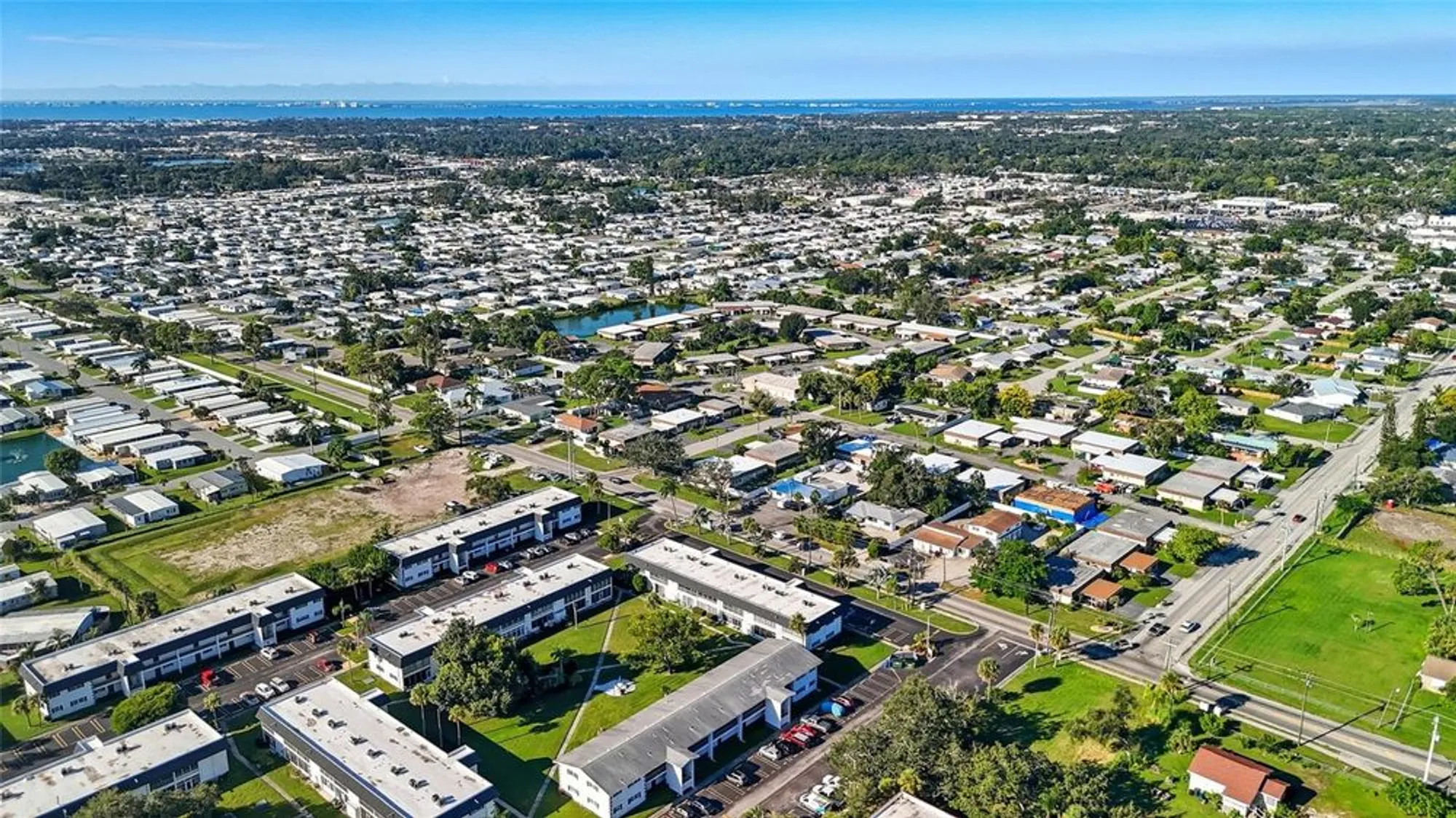 Property Slideshow image 22 of 25 | 4705 5th st w apt 302, Bradenton, FL, 34207