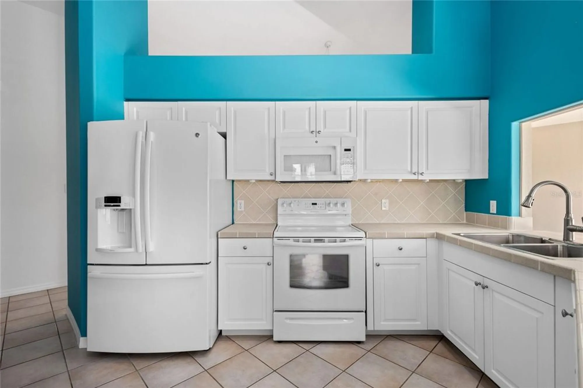 Property Slideshow image 11 of 37 | 1503 islamorada blvd, Punta Gorda, FL, 33955