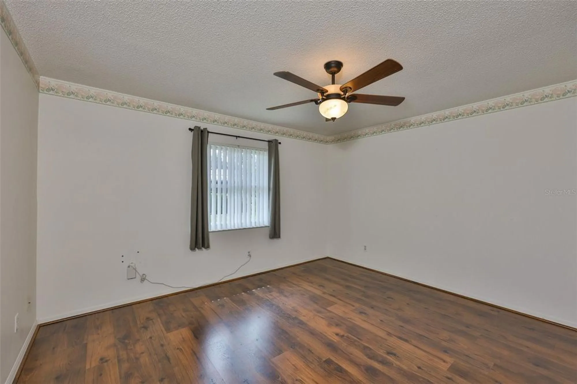 Property Slideshow image 36 of 46 | 206 sola ln, Sun City Center, FL, 33573