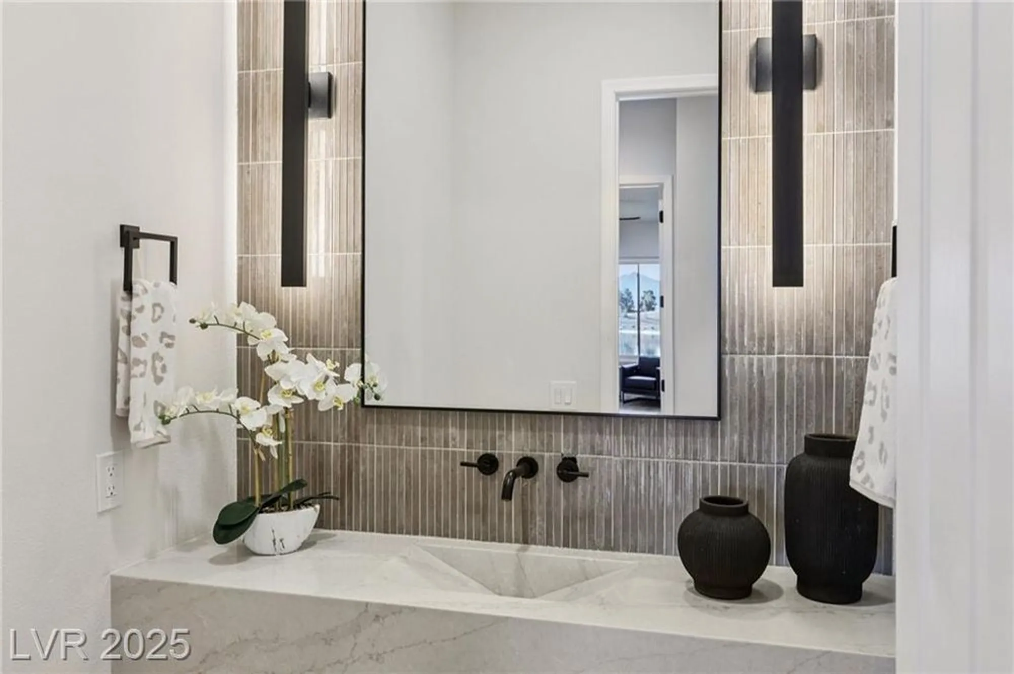 Property Slideshow image 32 of 84 | 2695 olivia heights ave, Henderson, NV, 89052