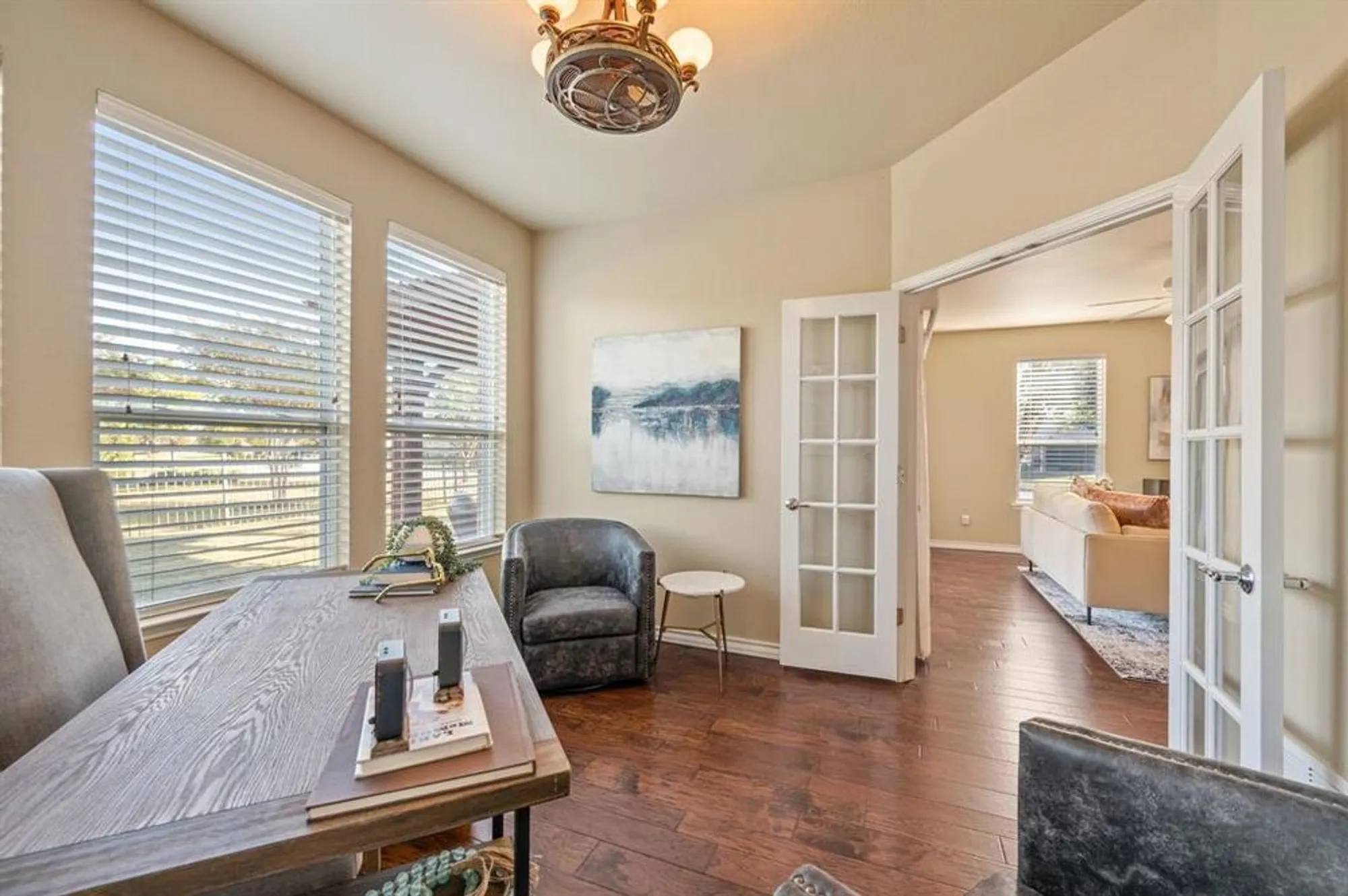 Property Slideshow image 16 of 39 | 7356 pasatiempo dr, Frisco, TX, 75036