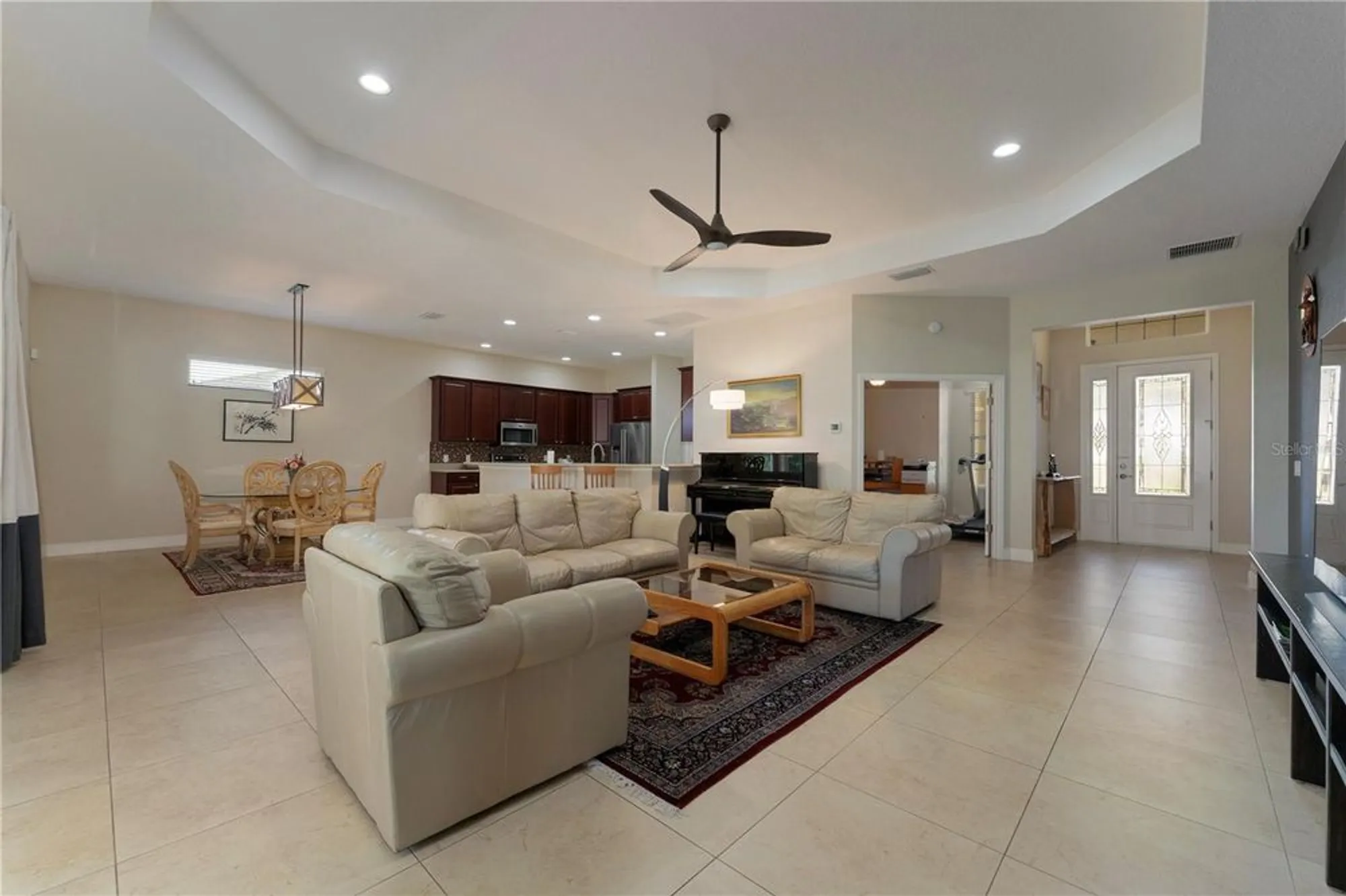 Property Slideshow image 4 of 23 | 5007 belted kingfisher dr, Oxford, FL, 34484