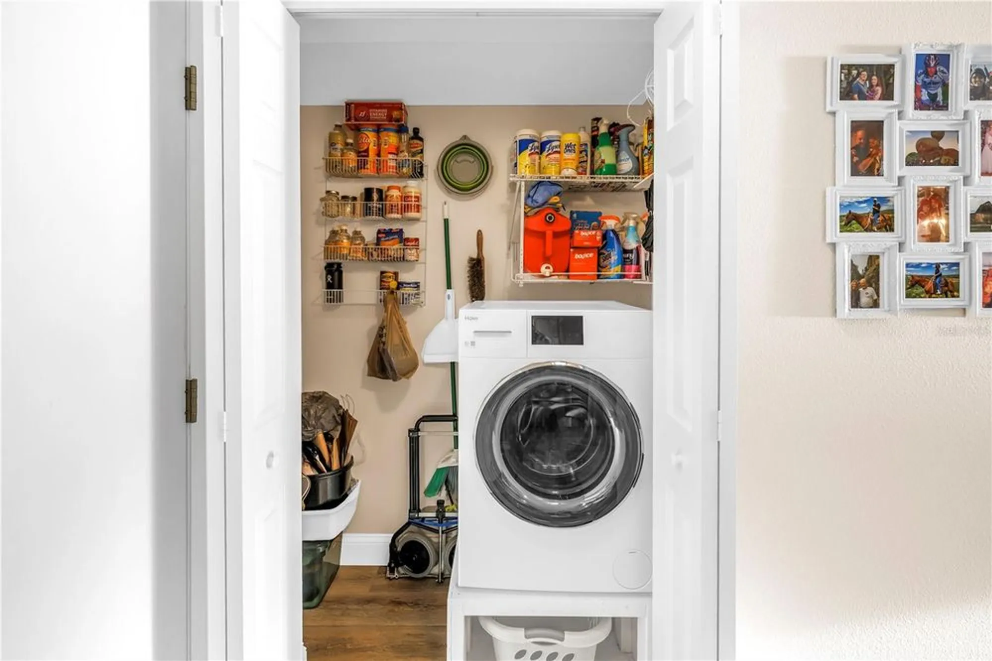 Property Slideshow image 30 of 73 | 4525 cove cir apt 102, Saint Petersburg, FL, 33708