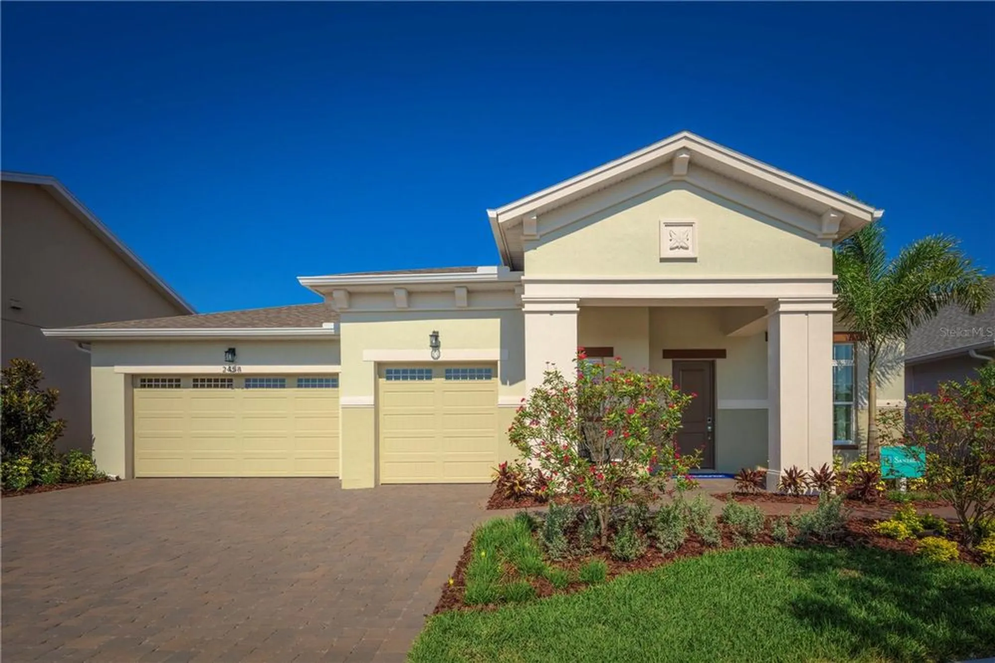Property Slideshow image 2 of 35 | 2458 dream home ct, Saint Cloud, FL, 34772