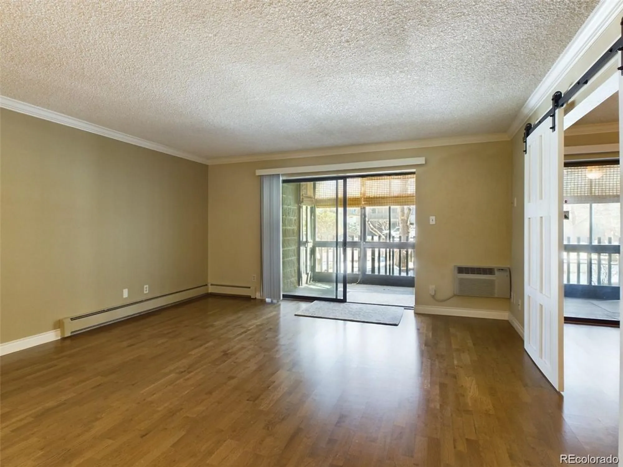 Property Slideshow image 4 of 18 | 14000 e linvale pl apt 110, Aurora, CO, 80014