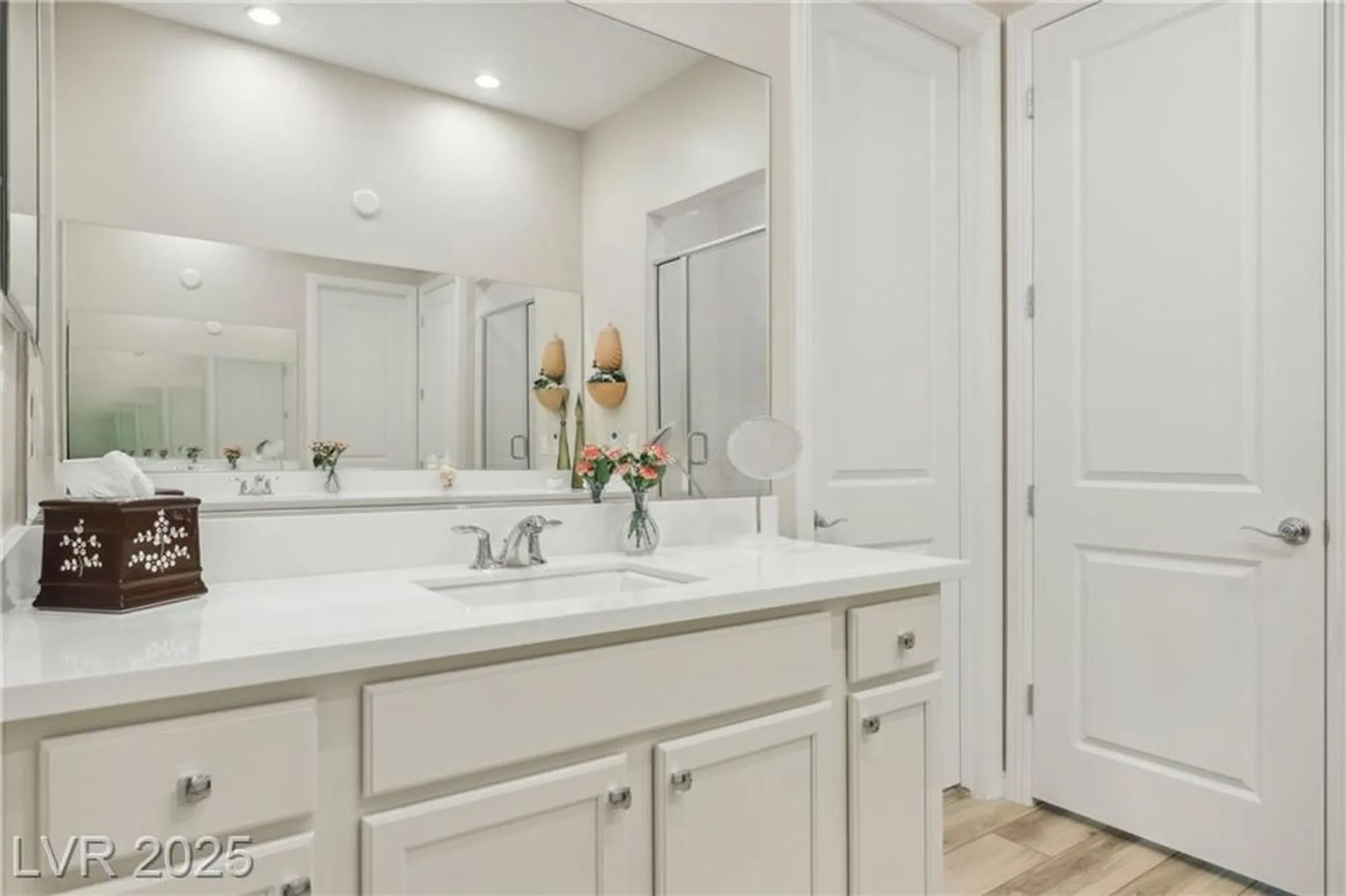 Property Slideshow image 33 of 87 | 10057 regency canyon way, Las Vegas, NV, 89148