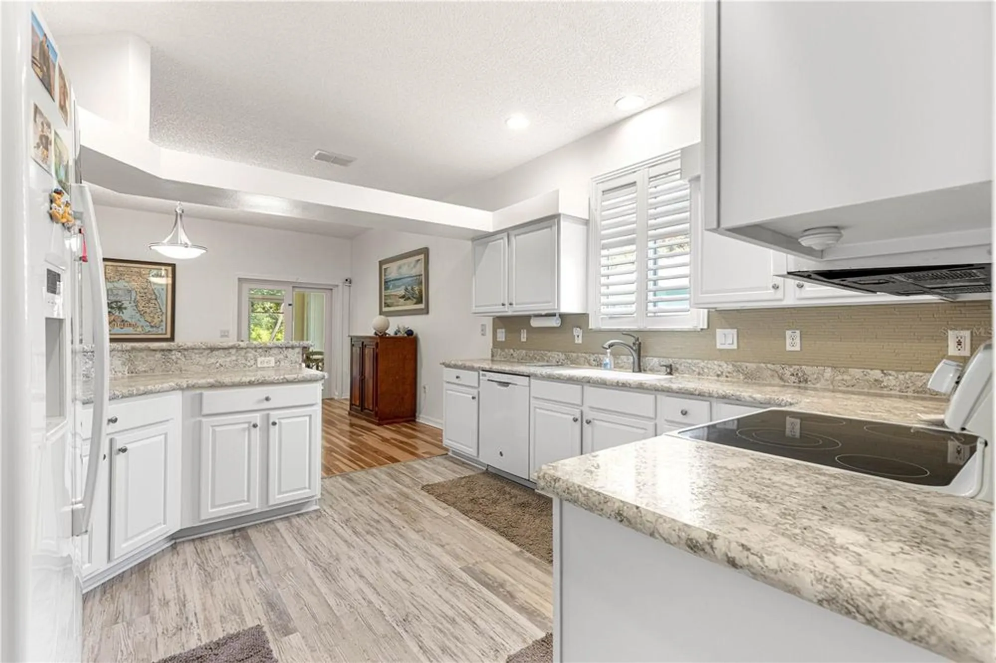 Property Slideshow image 9 of 53 | 32752 timberwood dr, Leesburg, FL, 34748