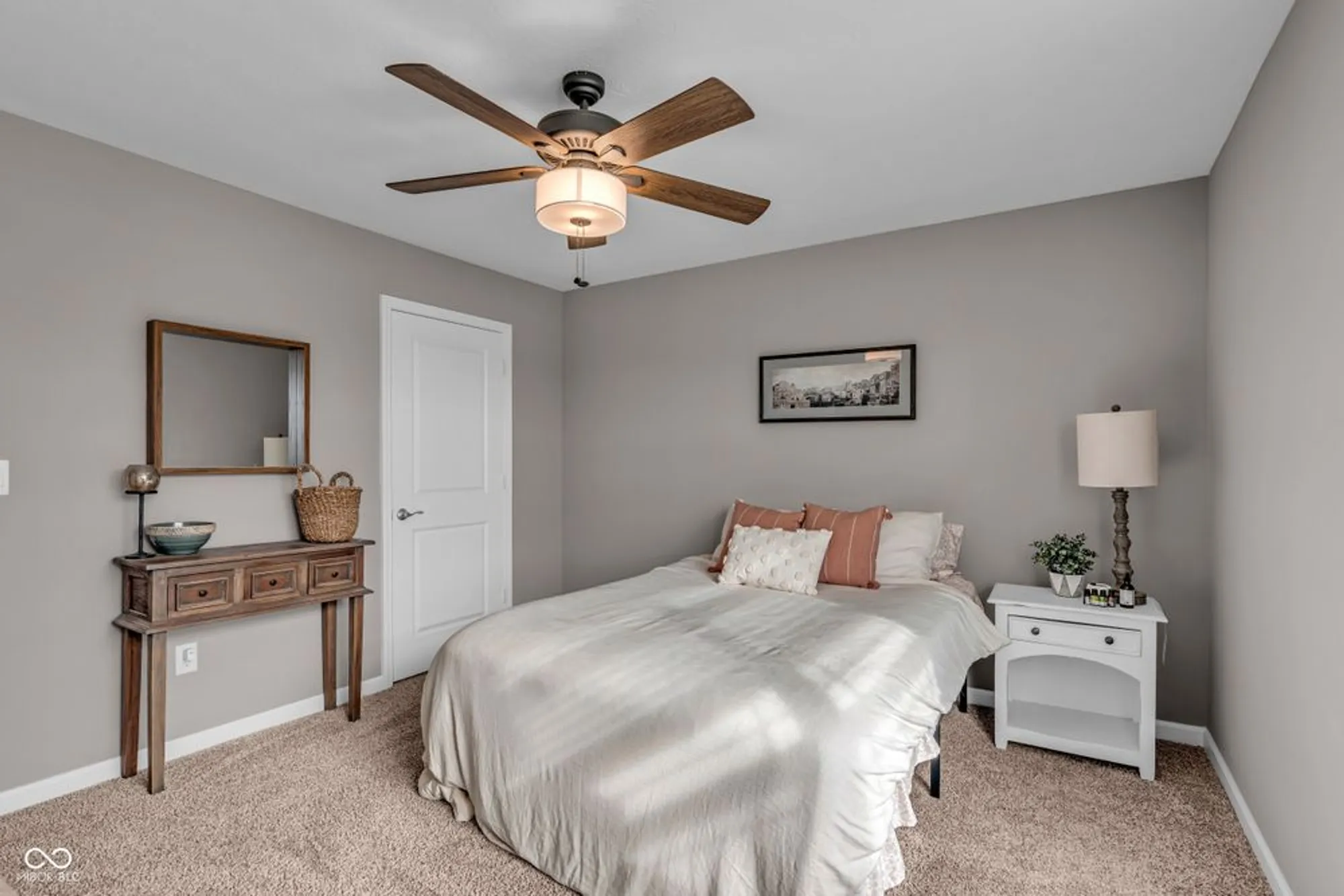 Property Slideshow image 31 of 57 | 9138 hemingway dr, Indianapolis, IN, 46239