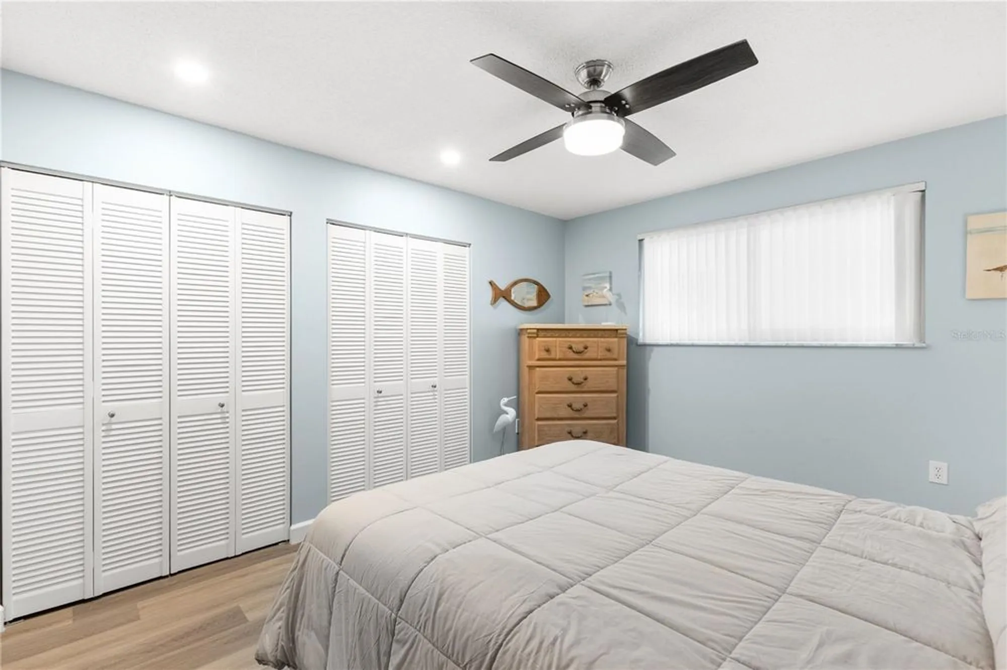 Property Slideshow image 18 of 39 | 5925 shore blvd 215, Gulfport, FL, 33707