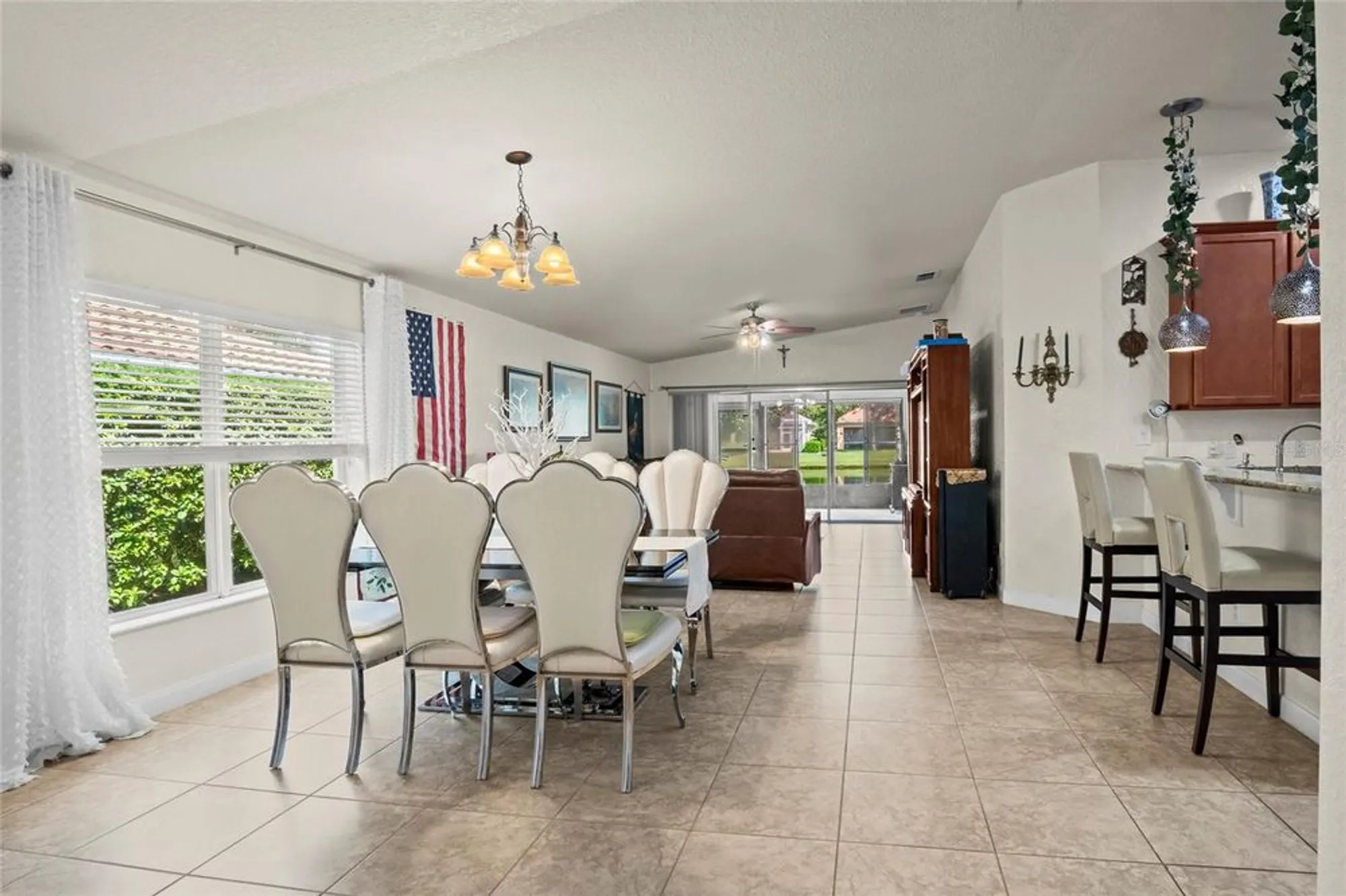Property Slideshow image 11 of 34 | 11999 modena ln, Orlando, FL, 32827