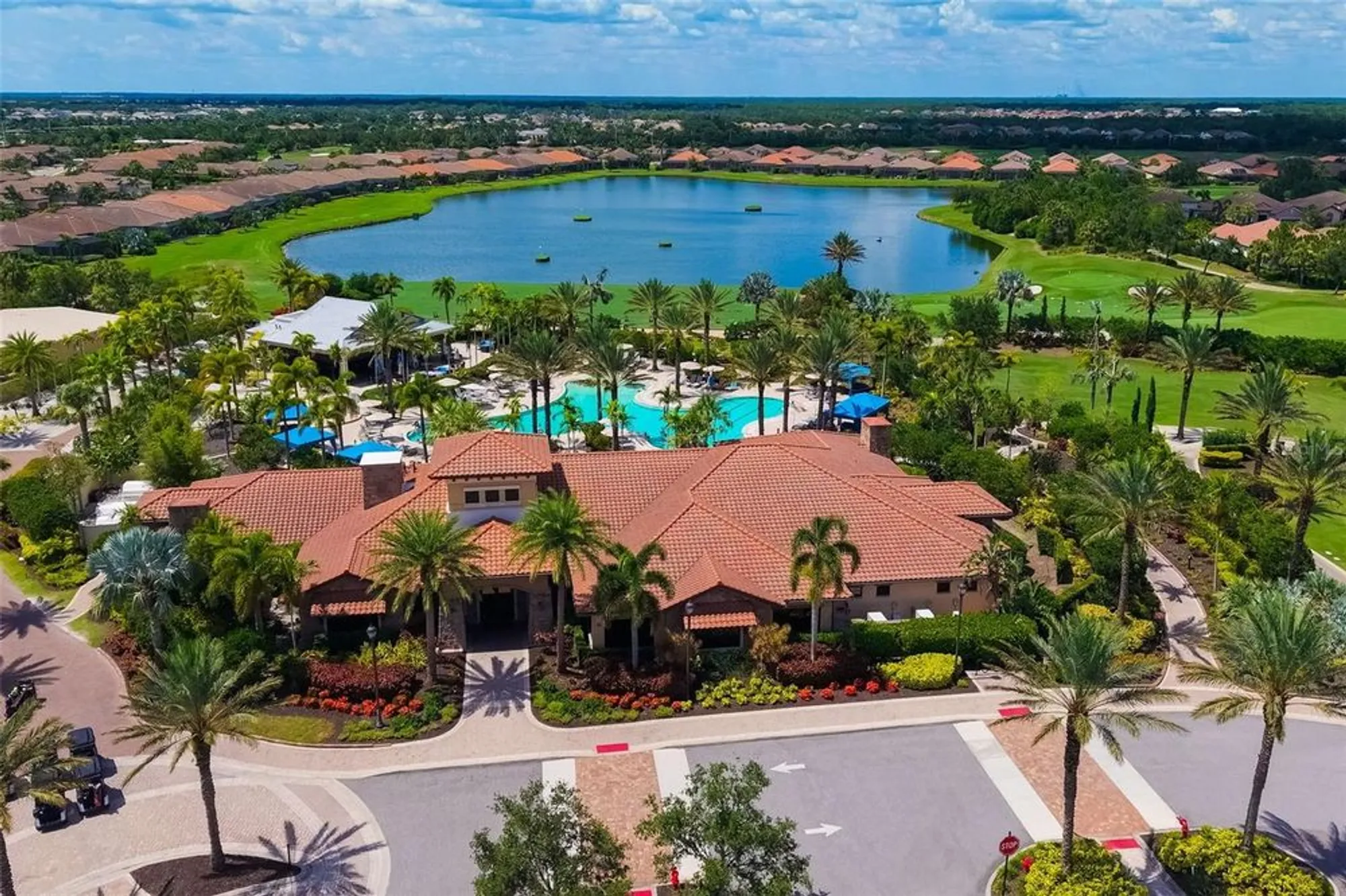 Property Slideshow image 41 of 55 | 5043 serata dr, Bradenton, FL, 34211