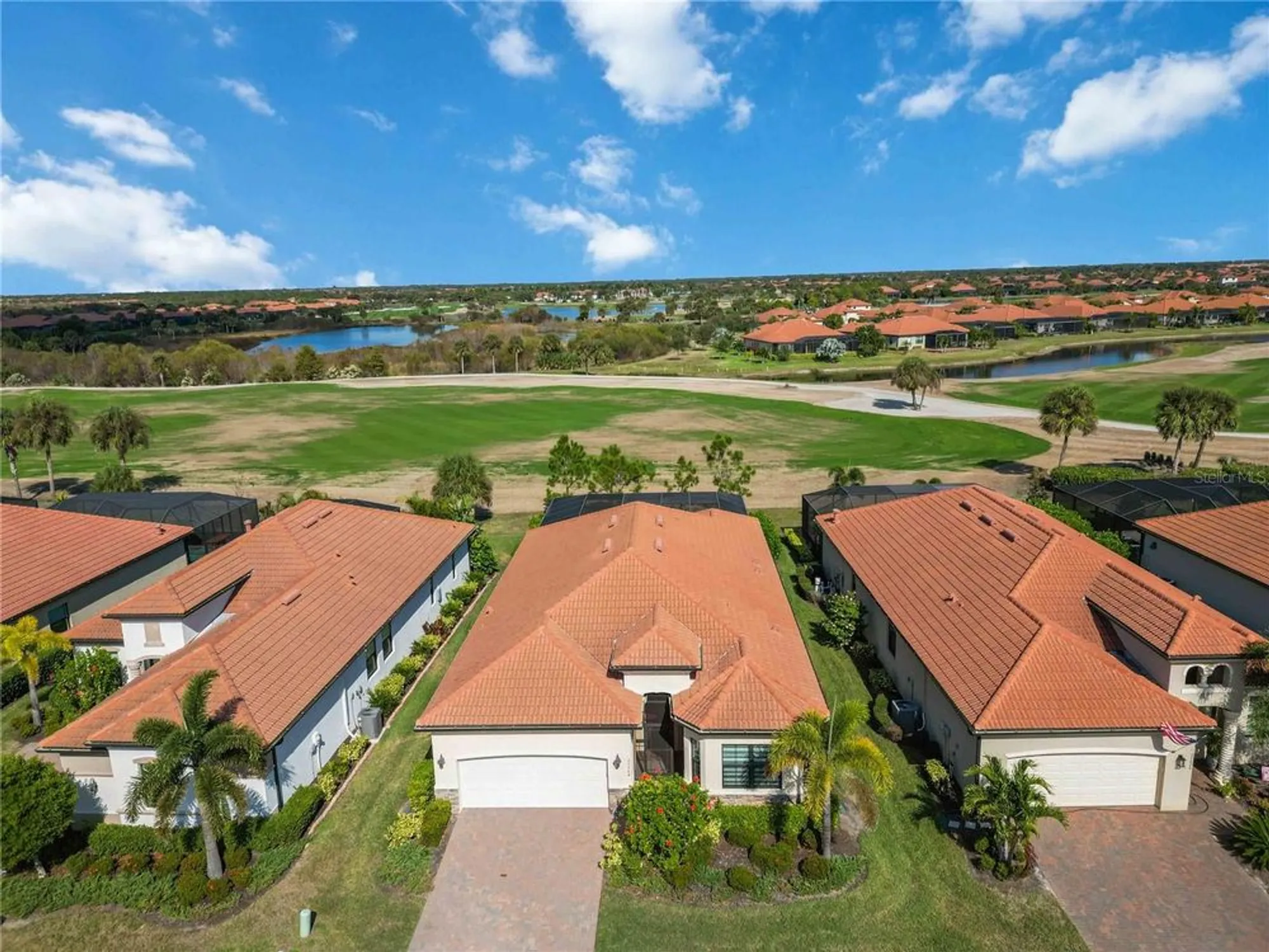 Property Slideshow image 33 of 100 | 25064 spartina dr, Venice, FL, 34293