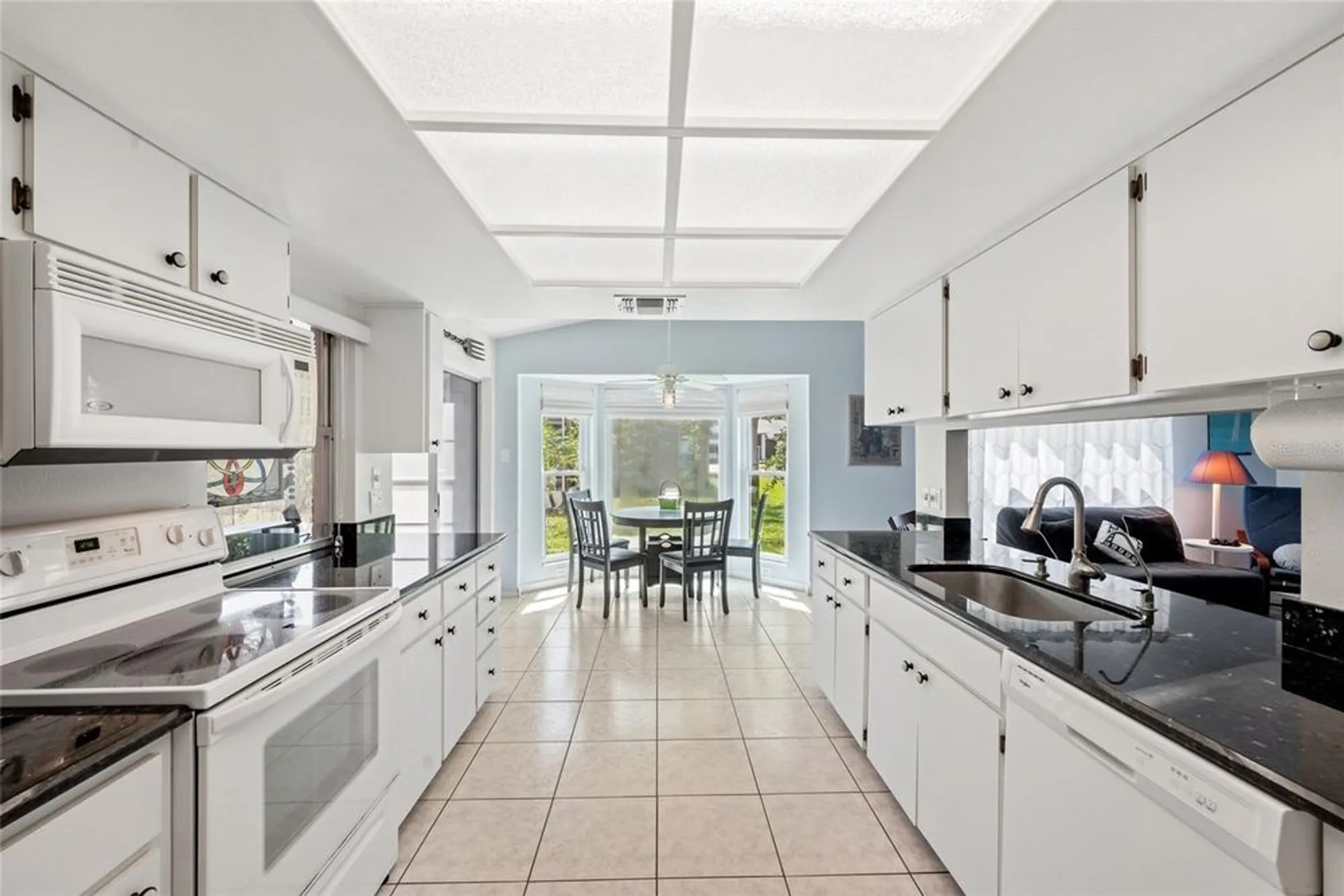 Property Slideshow image 23 of 50 | 3948 tarpon pointe cir, Palm Harbor, FL, 34684