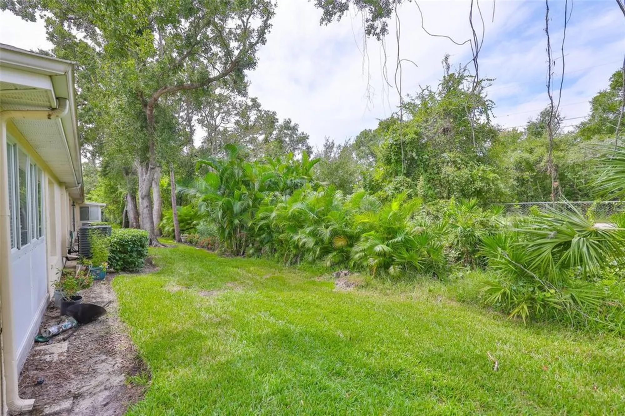 Property Slideshow image 31 of 40 | 2433 nantucket harbor loop, Sun City Center, FL, 33573