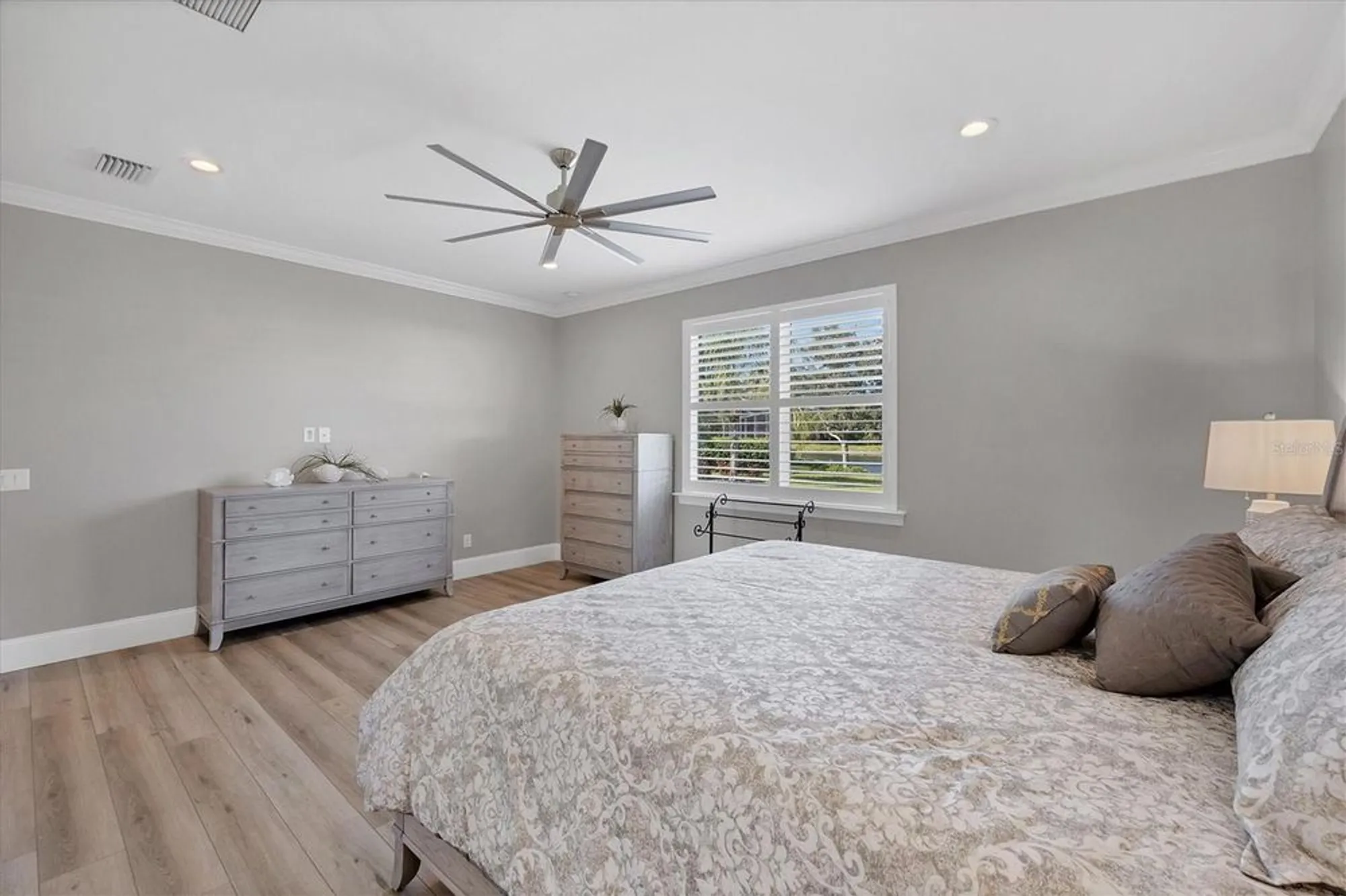 Property Slideshow image 21 of 66 | 6144 abaco dr, Sarasota, FL, 34238