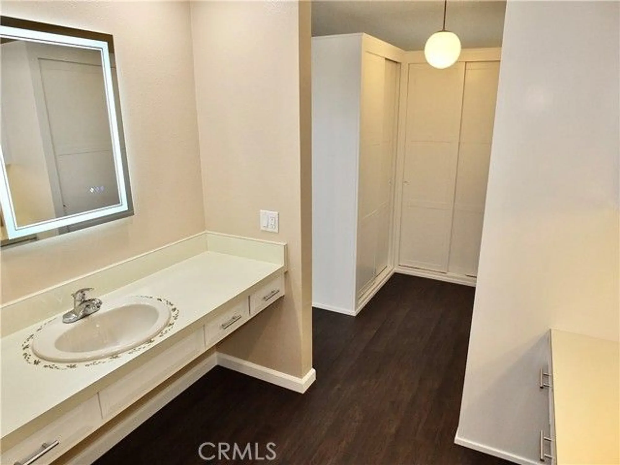 Property Slideshow image 41 of 66 | 1891 mckinney way apt 26b, Seal Beach, CA, 90740