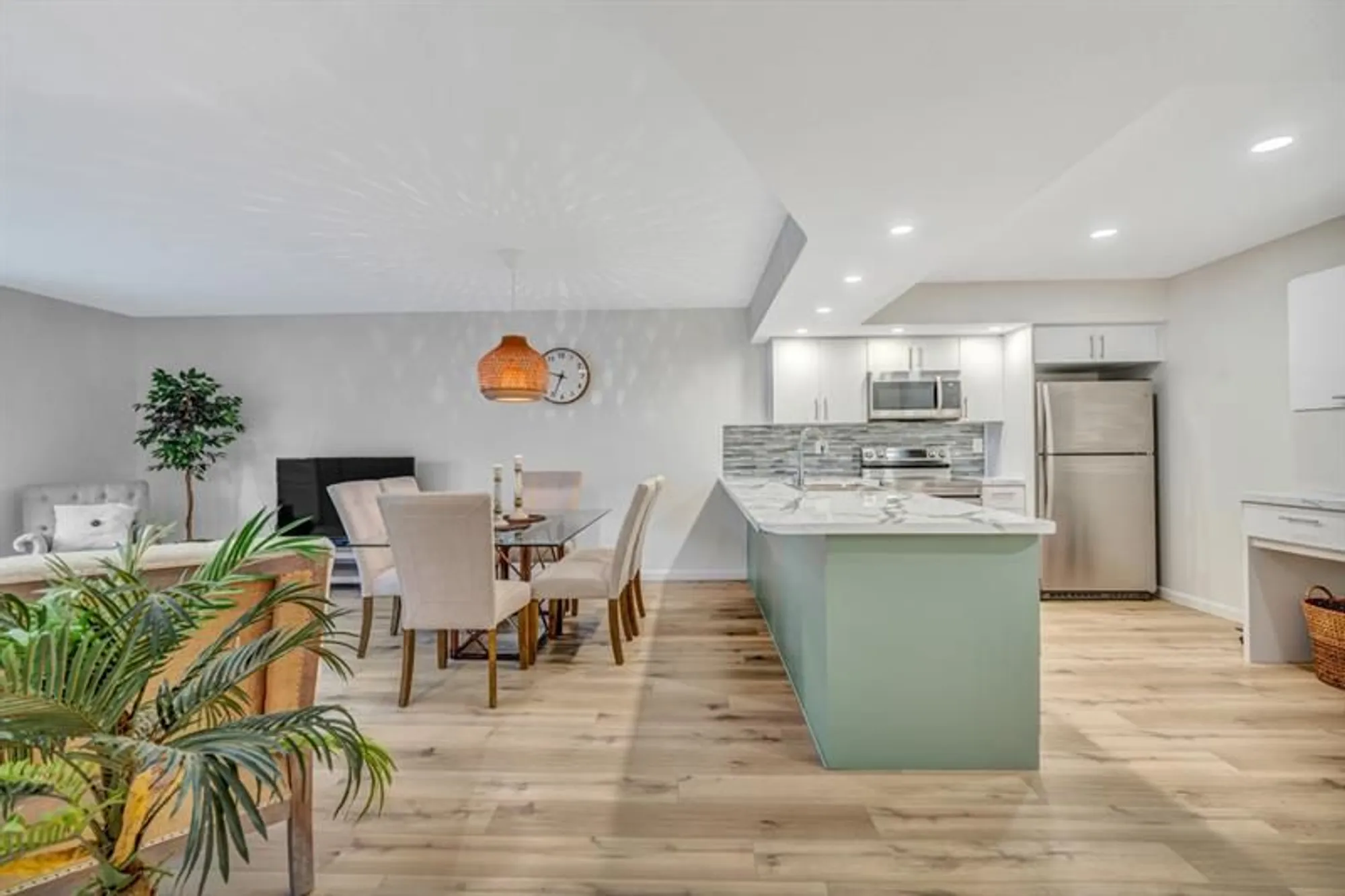 Property Slideshow image 3 of 46 | 4750 nw 22nd ct 417, Lauderhill, FL, 33313