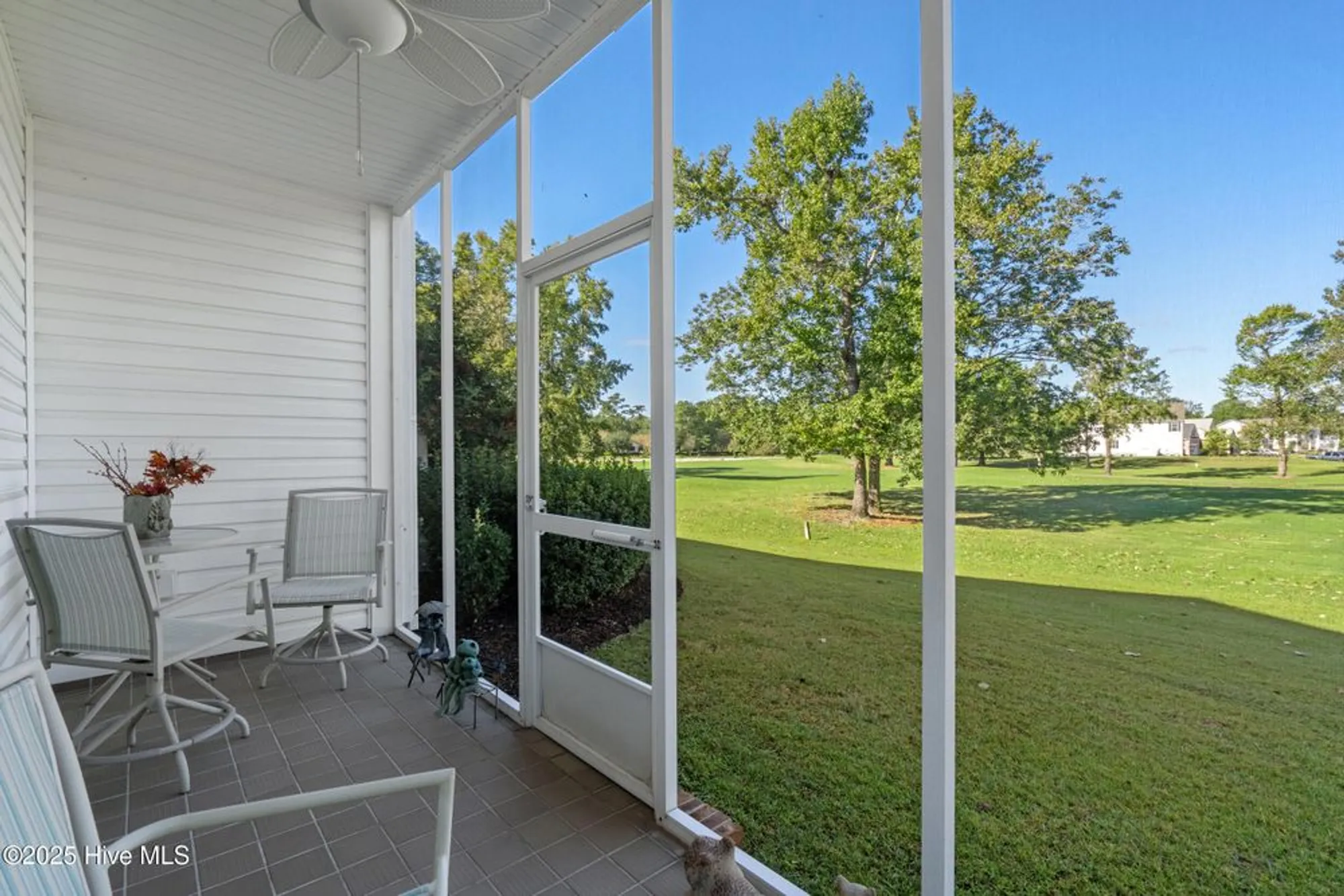 Property Slideshow image 30 of 44 | 8855 radcliff dr 10b, Calabash, NC, 28467