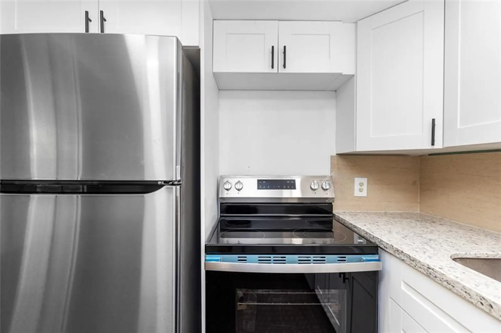 Property Slideshow image 14 of 39 | 3081 nw 47th ter 107, Lauderdale Lakes, FL, 33313