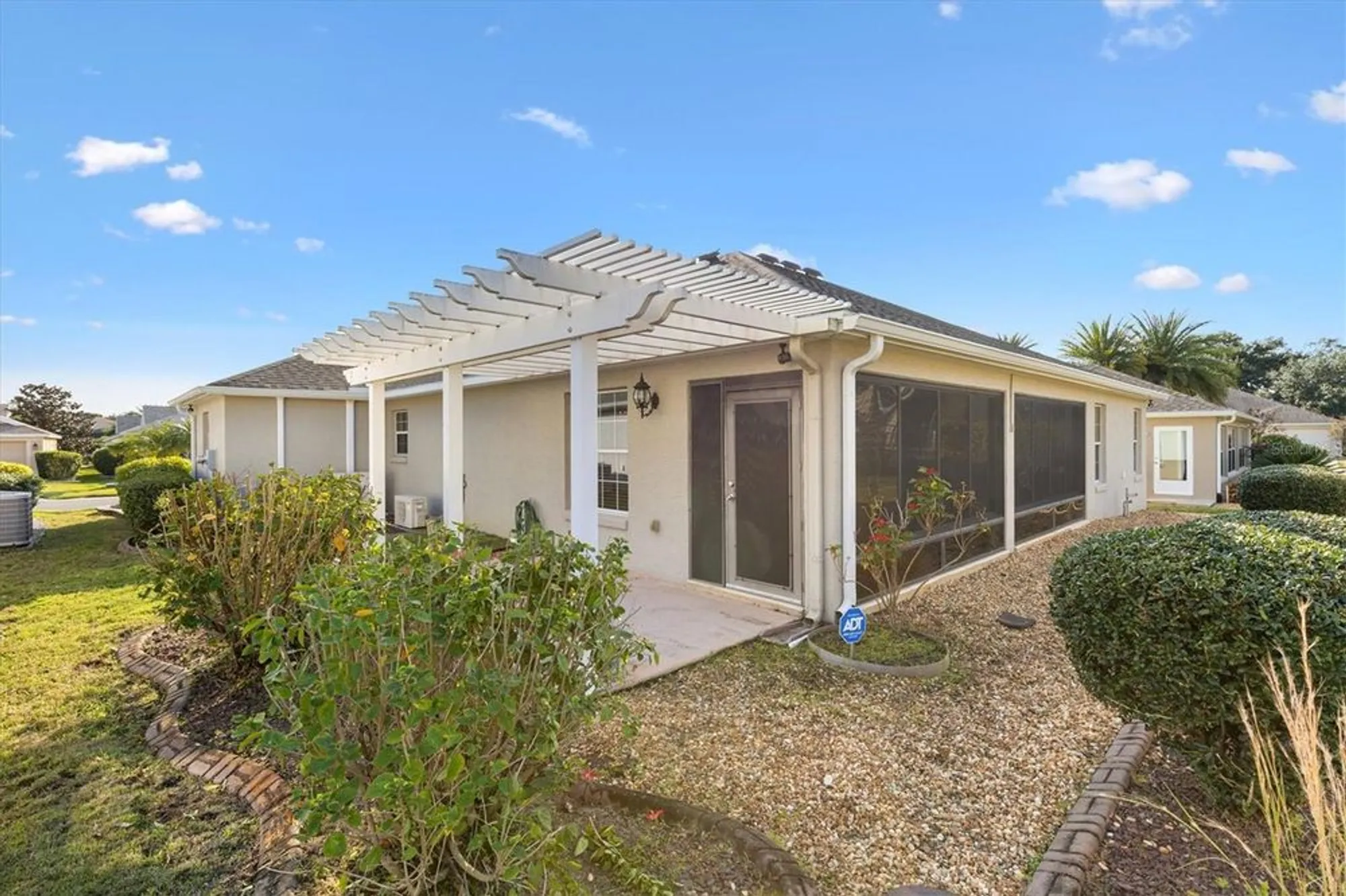 Property Slideshow image 34 of 35 | 933 folkstone way, The Villages, FL, 32162