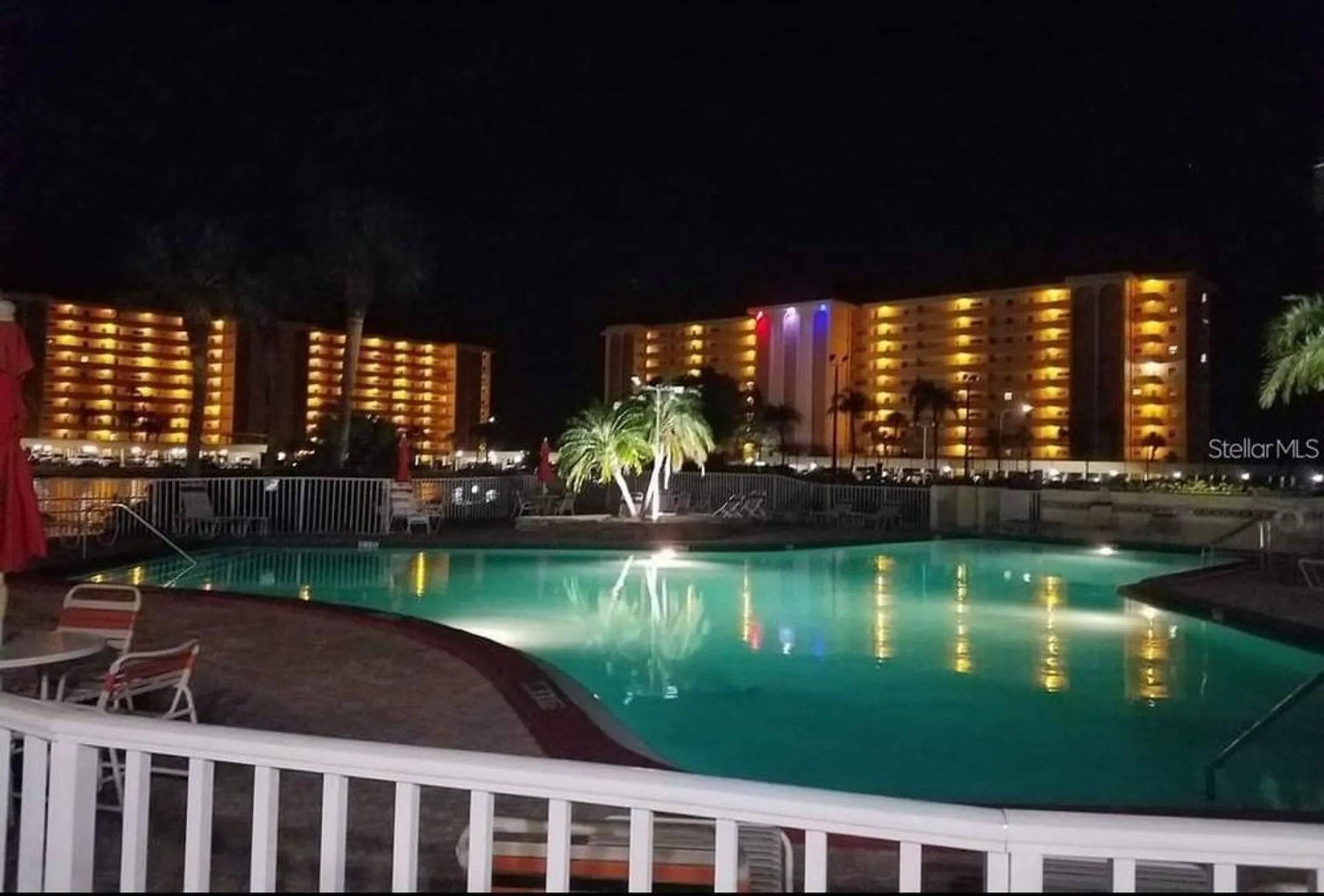 Property Slideshow image 21 of 25 | 4750 cove cir apt 304, St Petersburg, FL, 33708