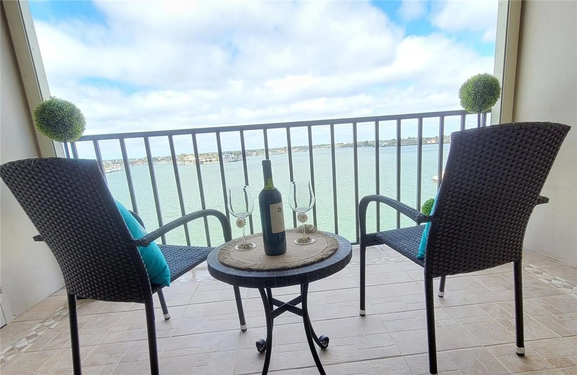 Property Slideshow image 68 of 100 | 7700 sun island dr 608, South Pasadena, FL, 33707