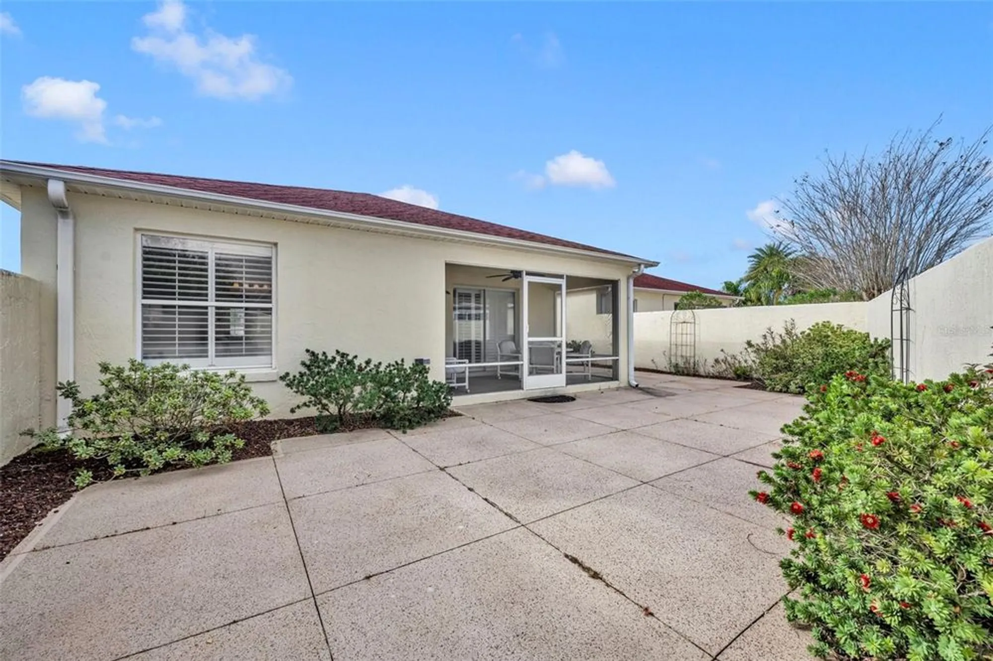 Property Slideshow image 27 of 54 | 1428 almanza dr, Lady Lake, FL, 32159